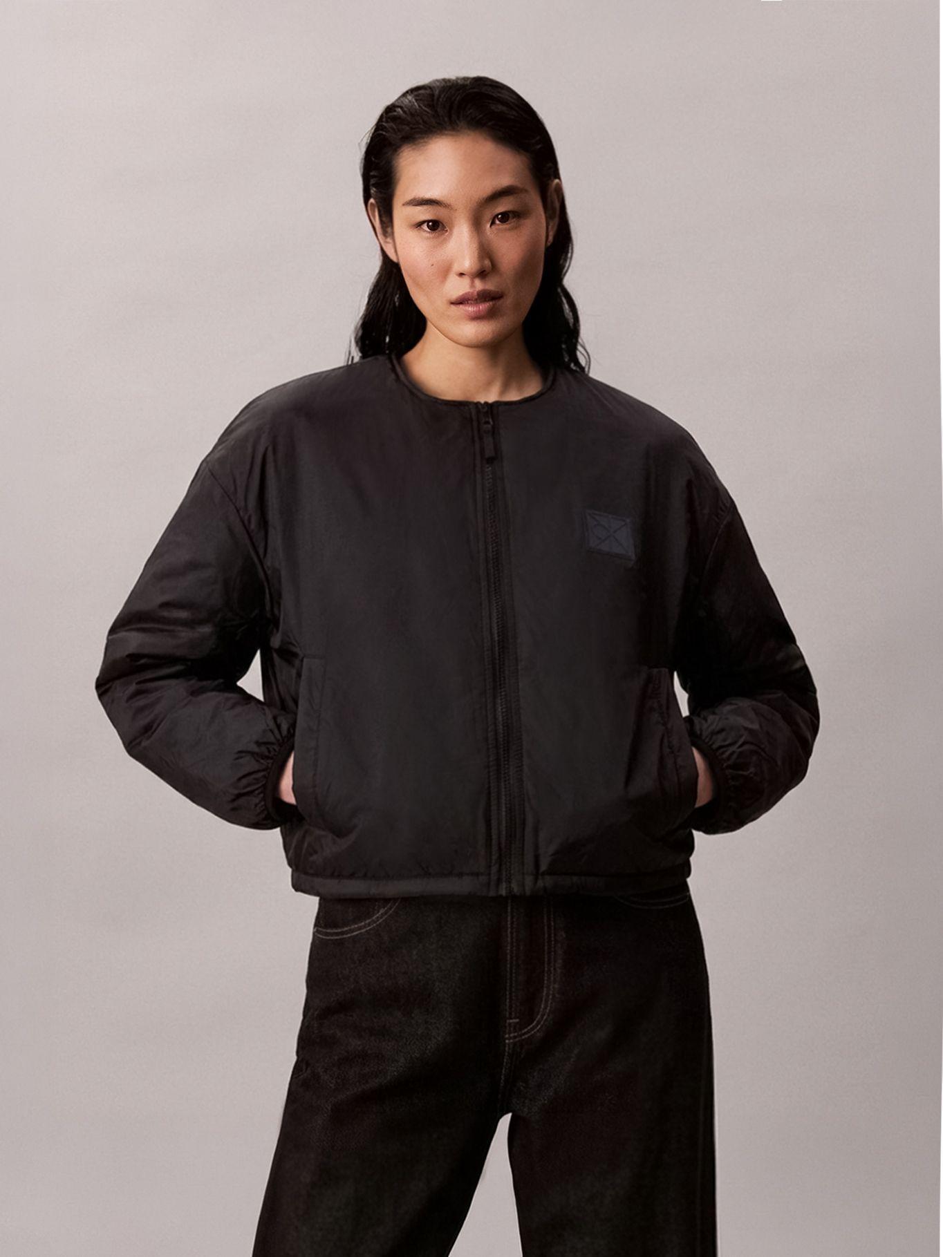 Chaqueta Patrón de Logo Negro Calvin Klein-6