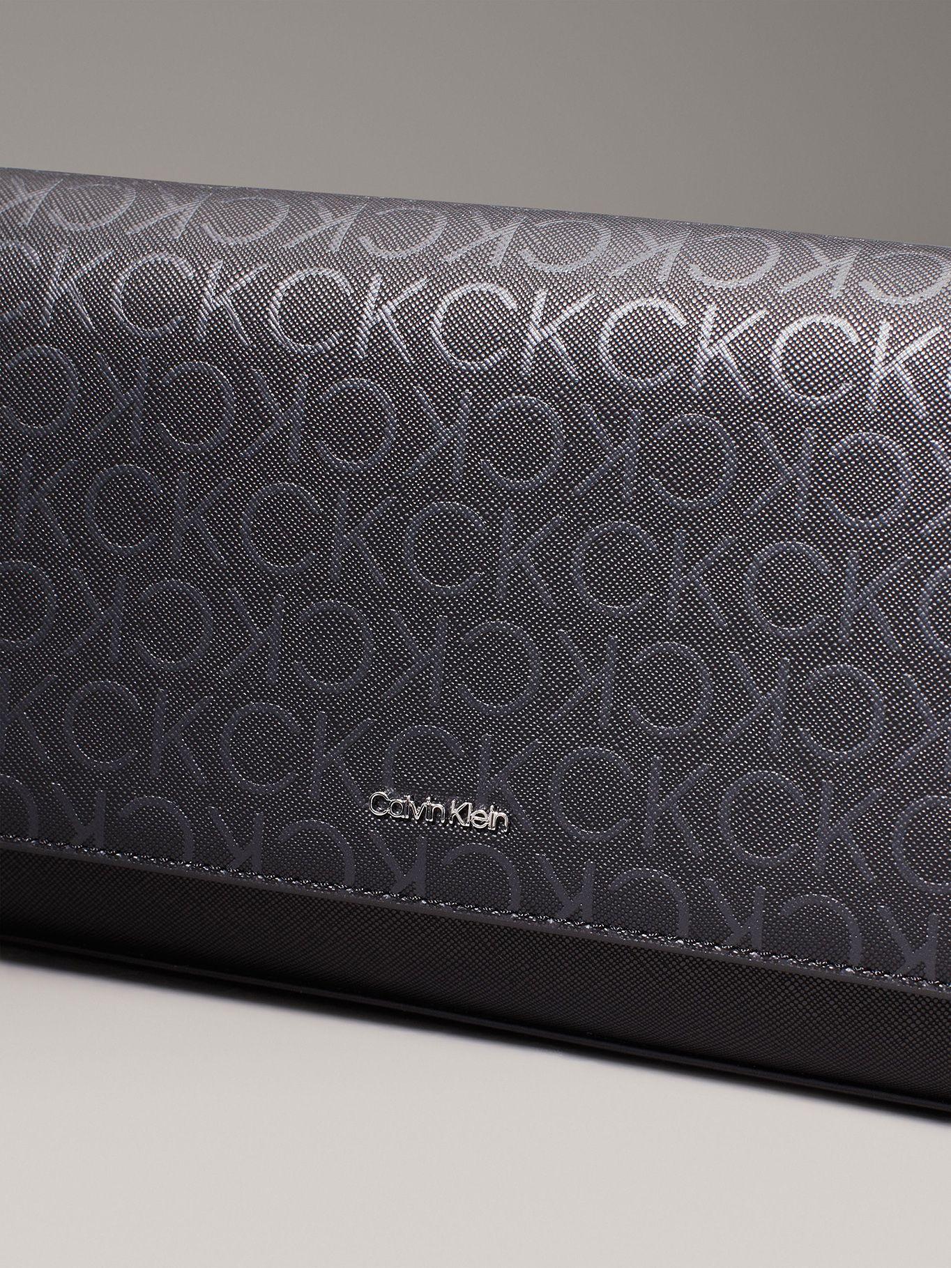 Cartera CK Must Mono Negro Calvin Klein-3