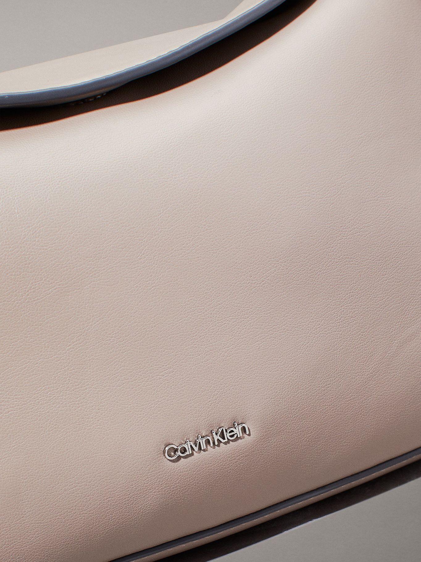 Cartera Soft Sculpt Beige Calvin Klein-3