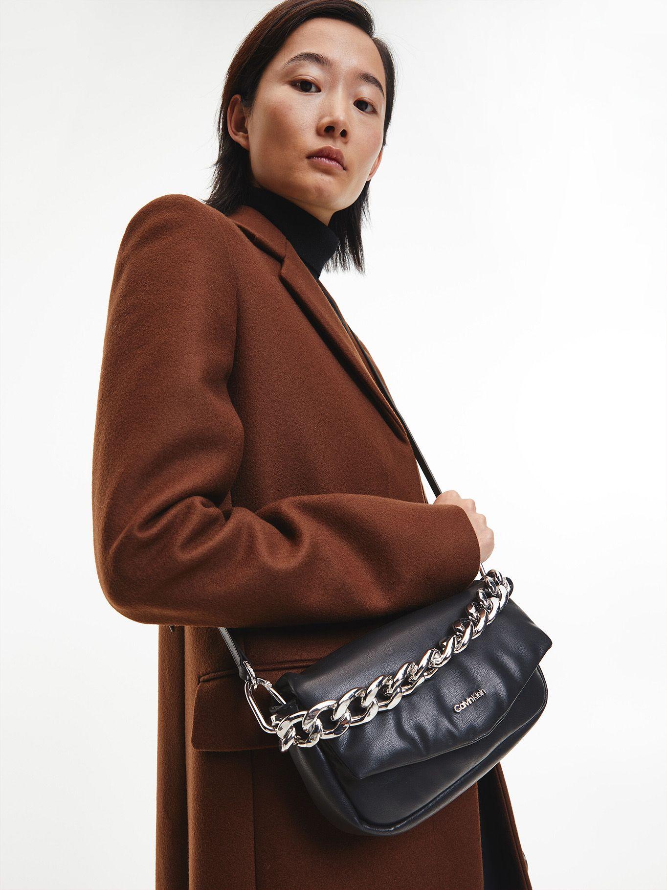 Cartera Puffed Crossbody Negro Calvin Klein-3