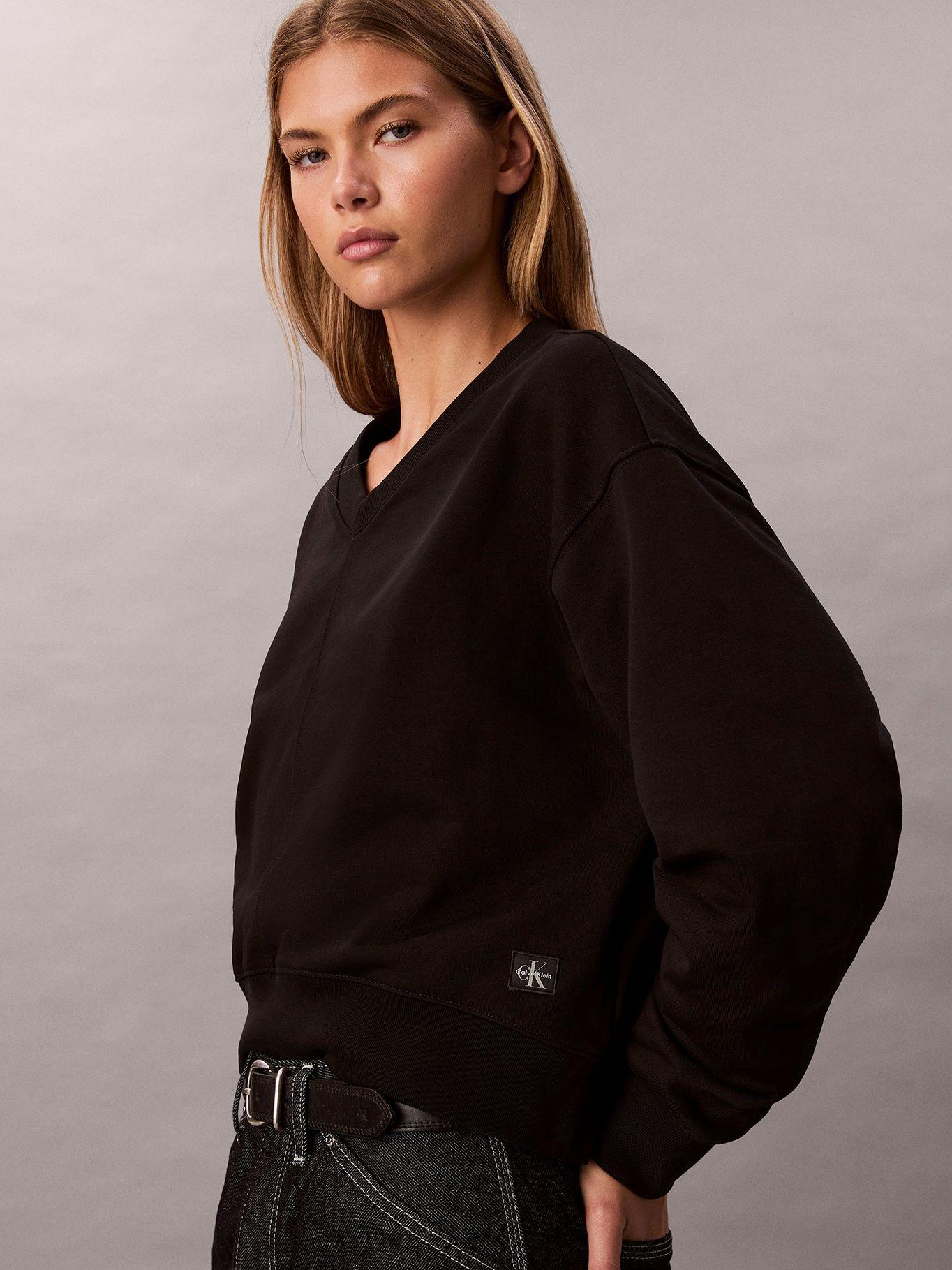 Polerón de Tejido Terry Cuello En V Negro Calvin Klein-4