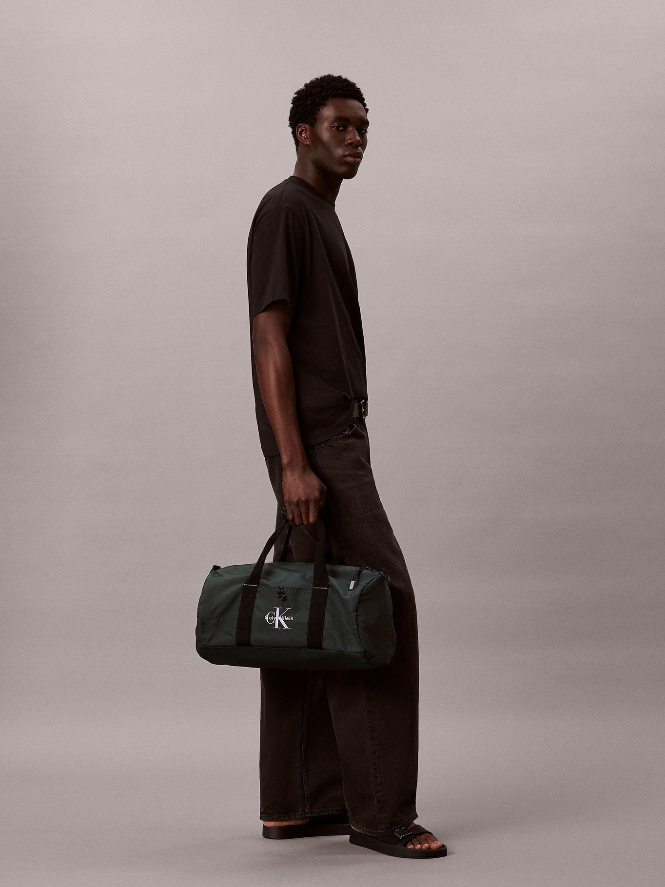 Bolso Weekender Bold Verde Calvin Klein-4