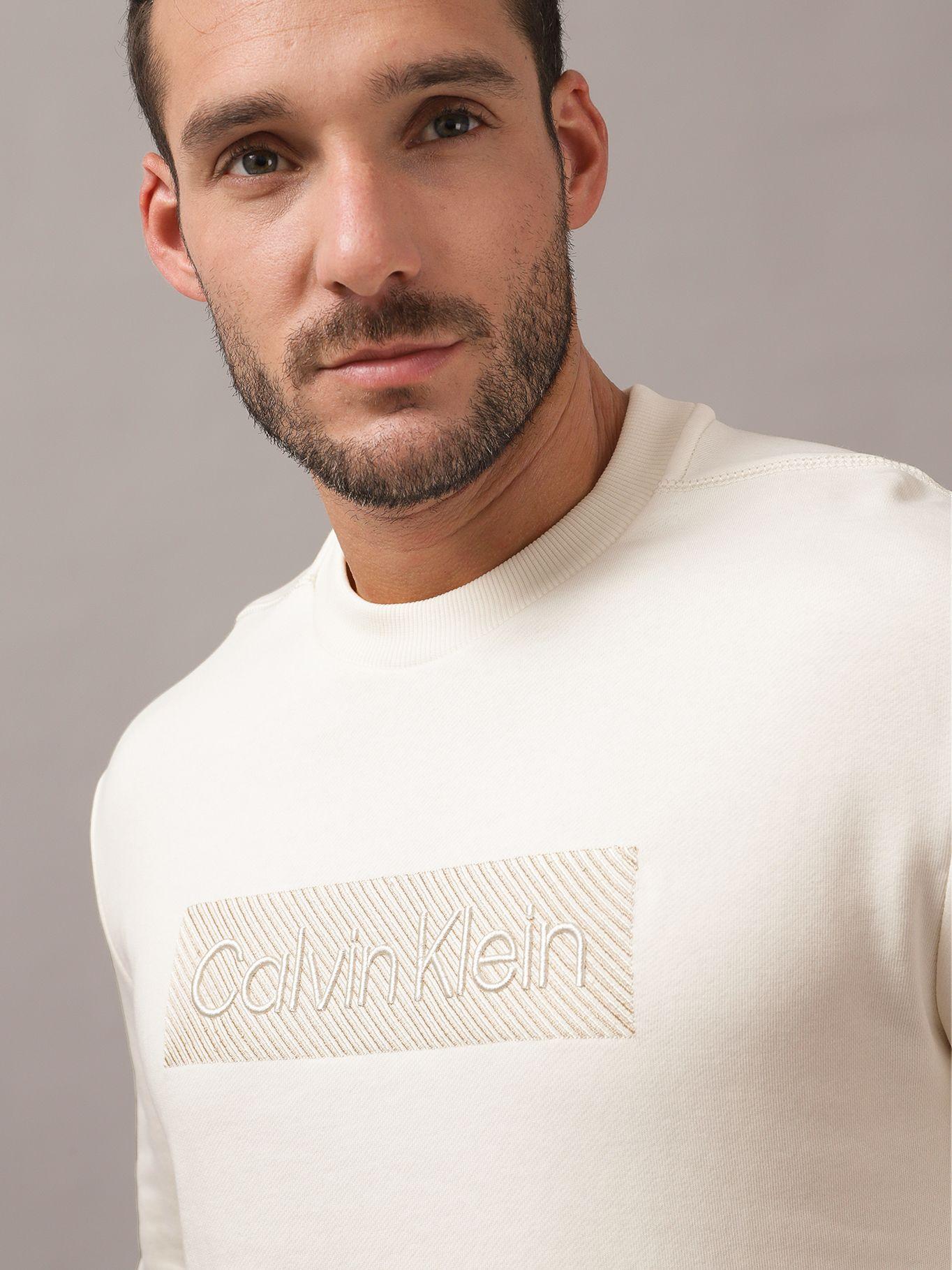 Polerón Textured Embroidery Blanco Calvin Klein-3