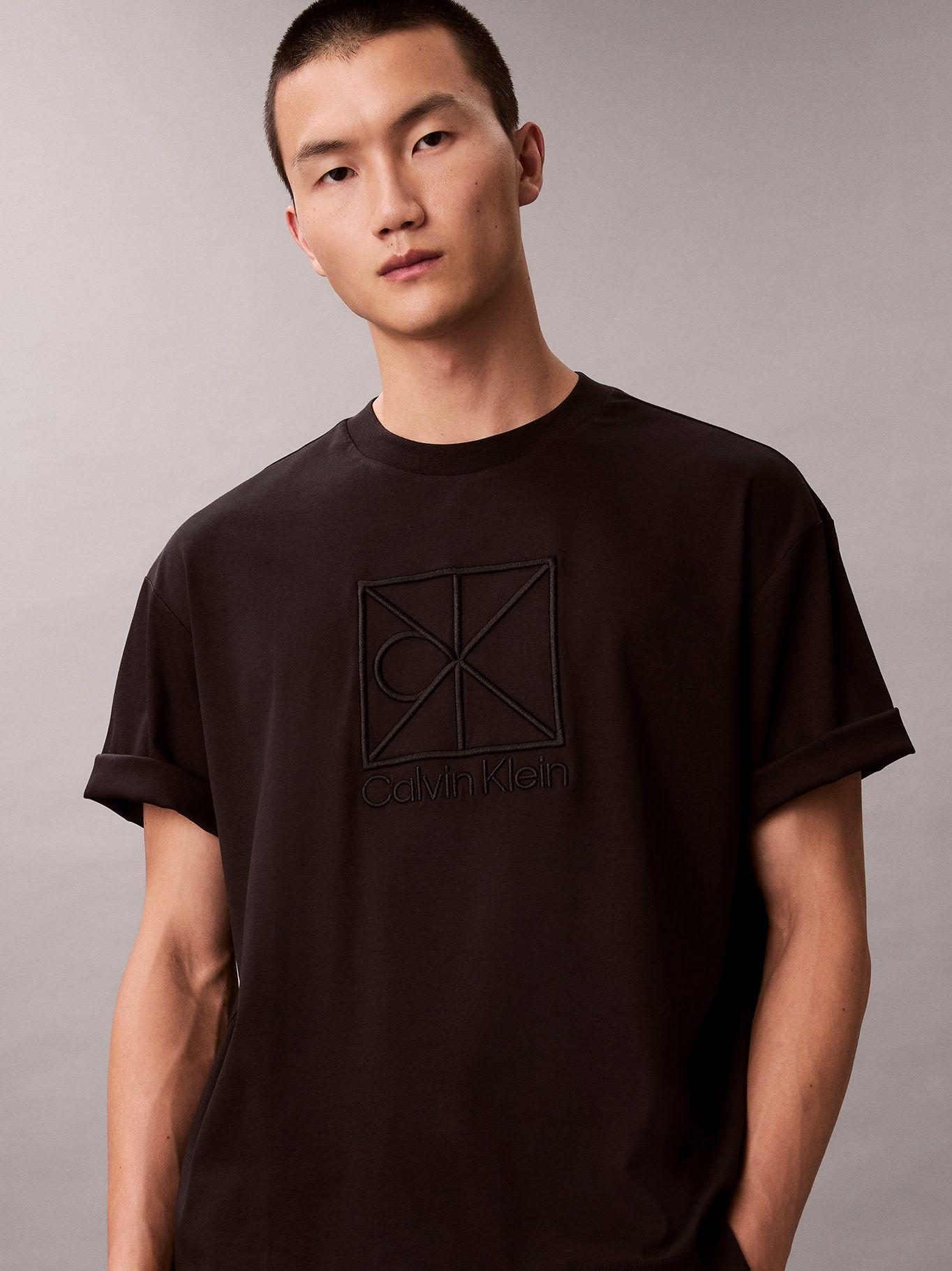 Polera con Emblema Grande Bordado Negro Calvin Klein-4