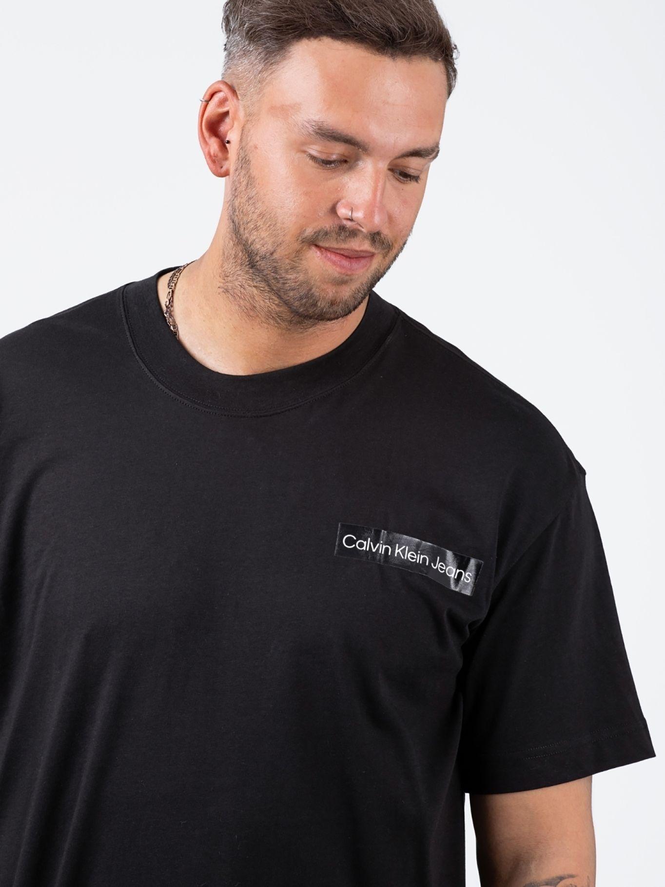 Polera Slogan Negro BEH Calvin Klein-2