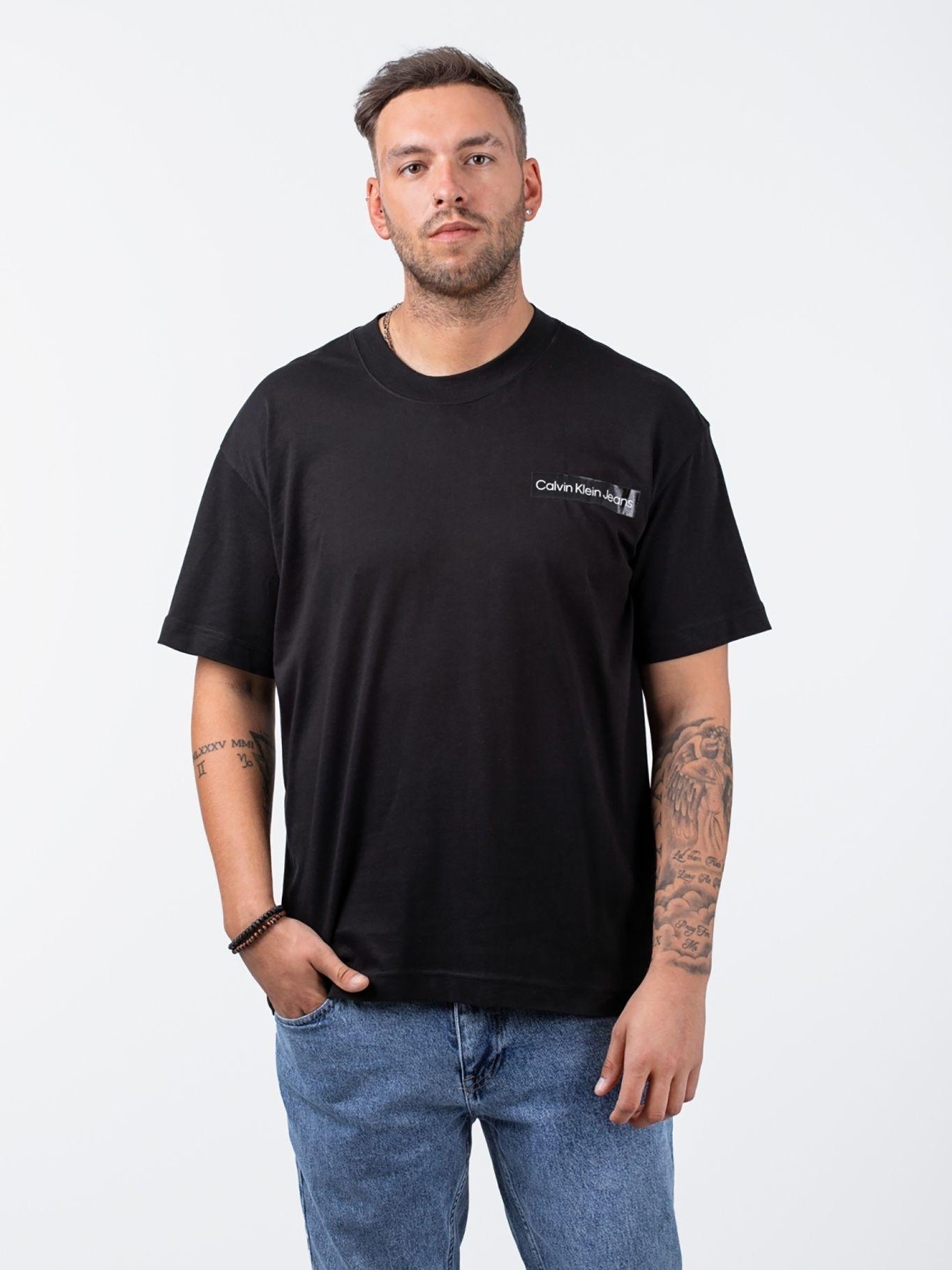 Polera Slogan Negro BEH Calvin Klein-0