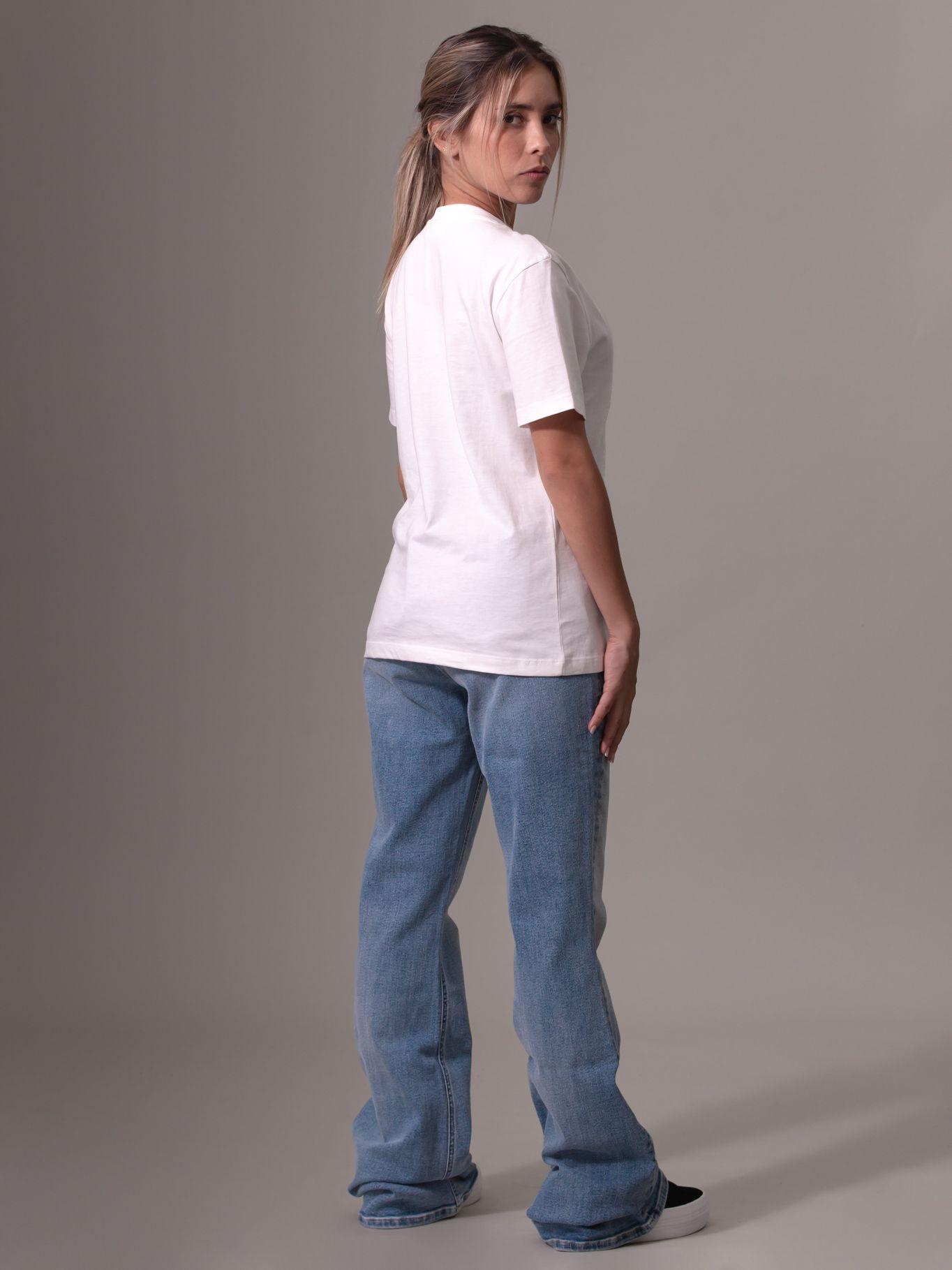 Polera Ck Embro Badge V-Neck Blanco Calvin Klein-2