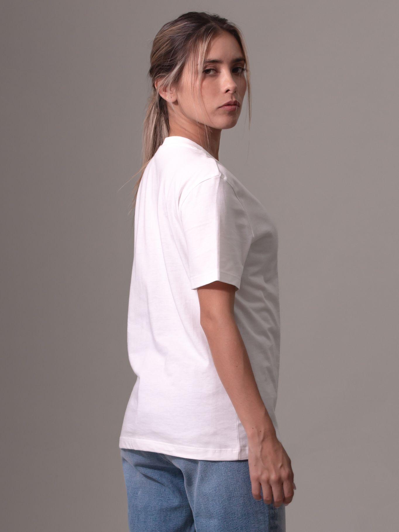 Polera Ck Embro Badge V-Neck Blanco Calvin Klein-3