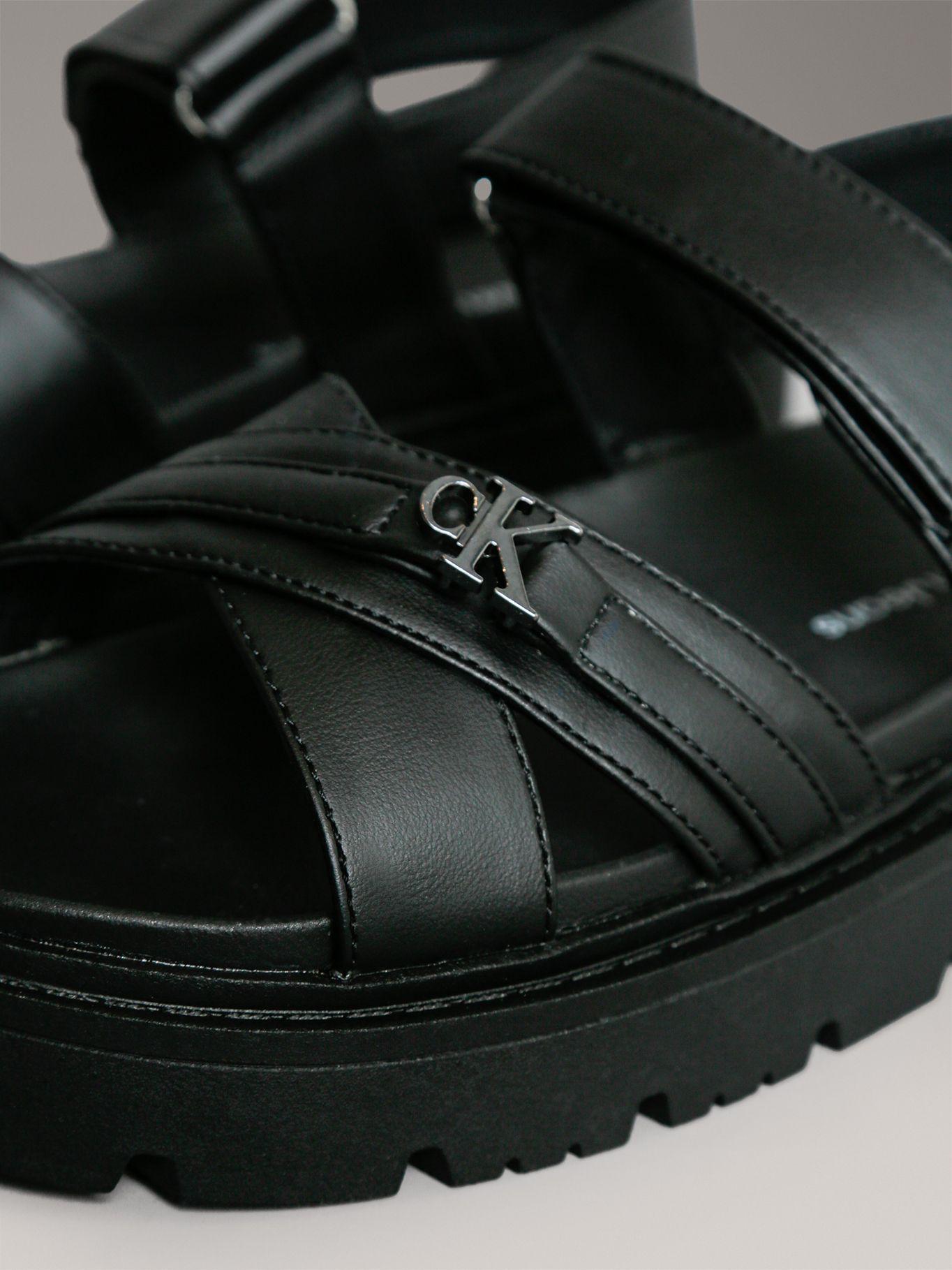 Sandalias Niña con Correas Cruzadas Negro Calvin Klein-6