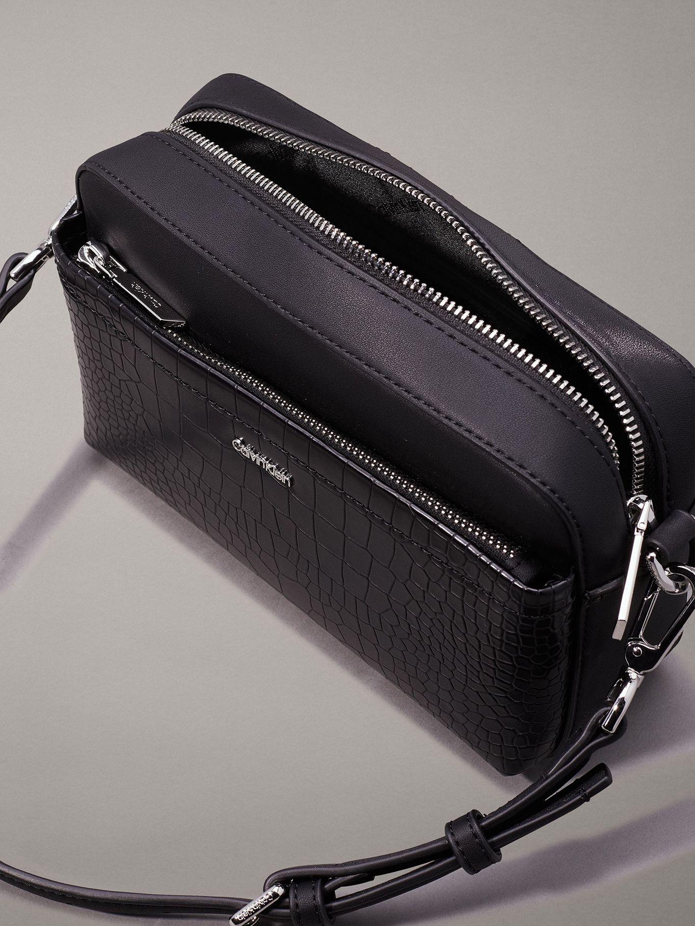 Bandolera Ck Must Croco Negro Calvin Klein-3