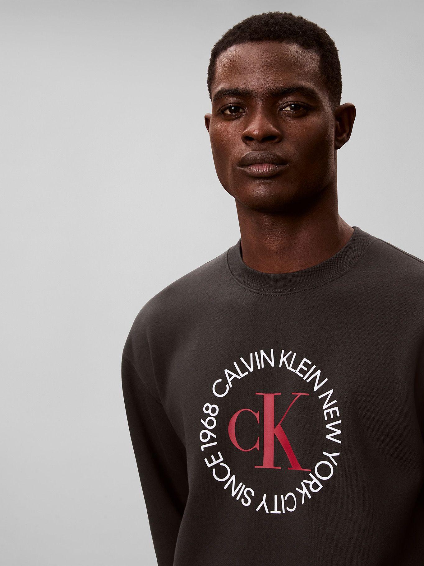 Polerón con Gráfico Circular Negro Calvin Klein-4