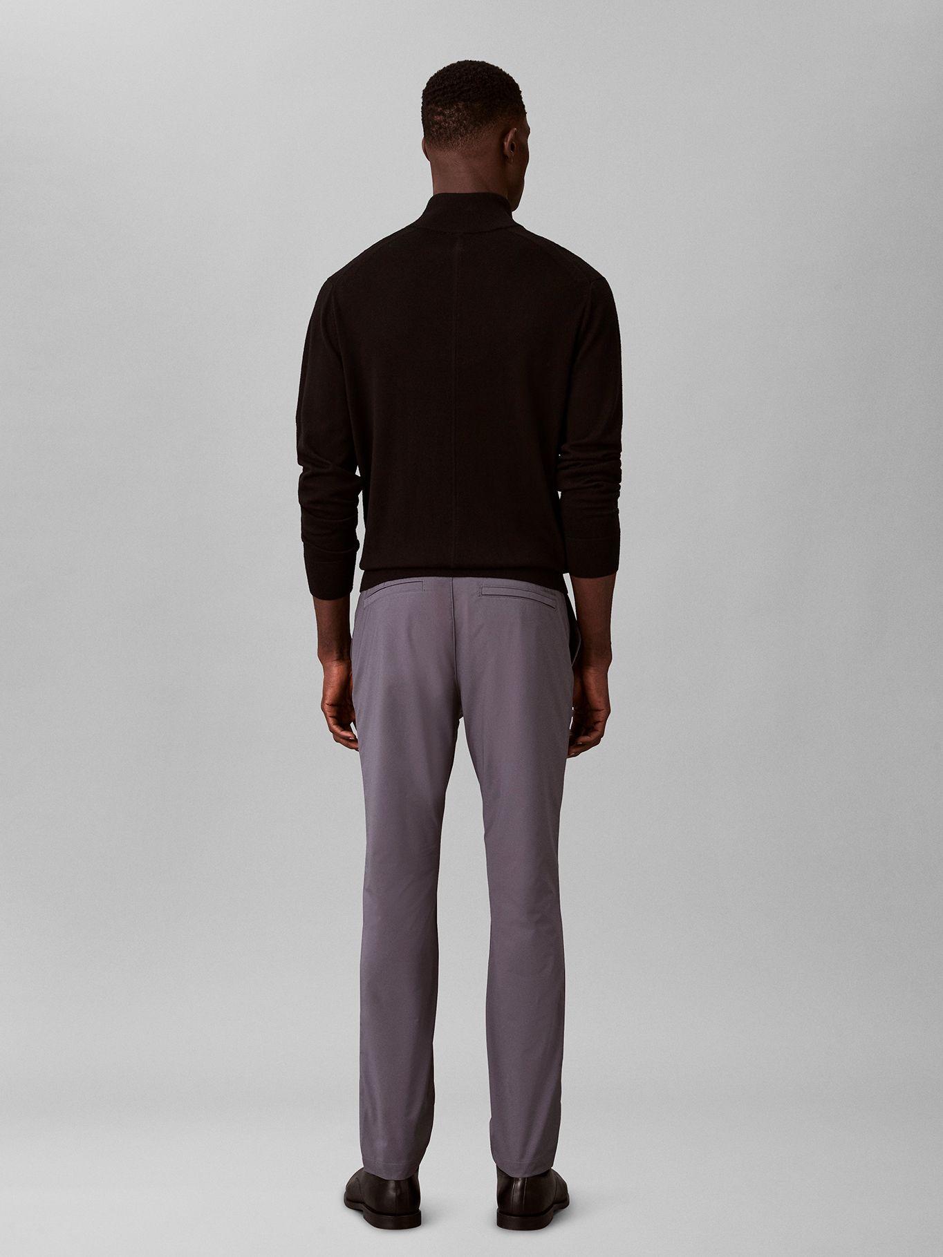 Pantalón Slim Tejido Técnico Elástico Gris Calvin Klein 031-2