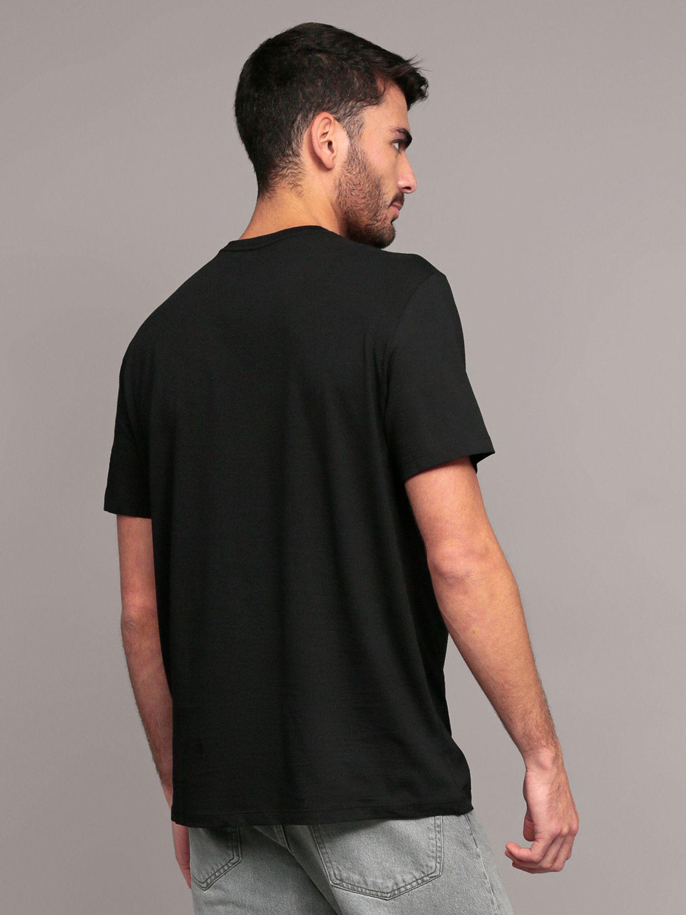 Polera Box Monologo Graphic Negro Calvin Klein-3