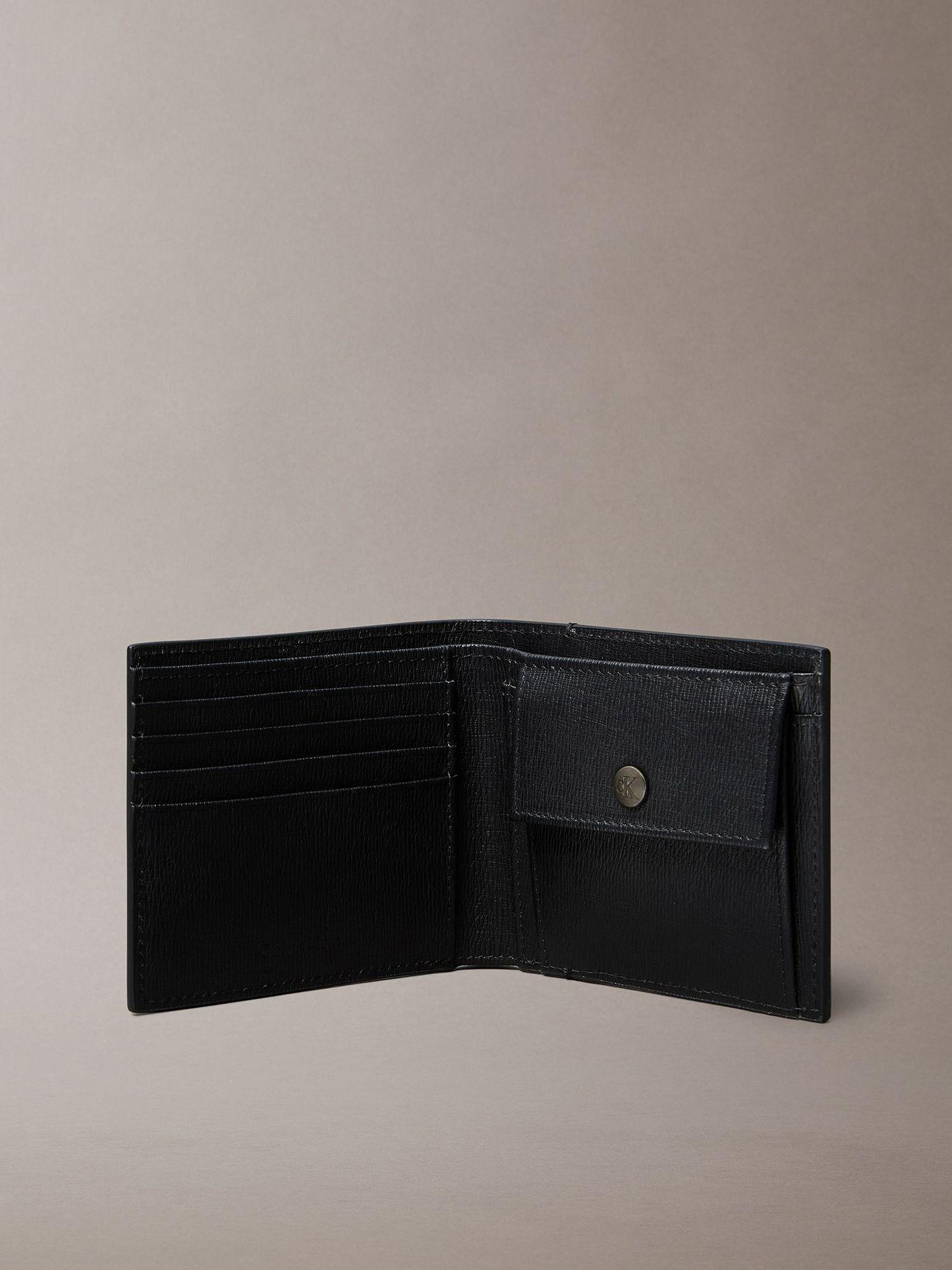 Billetera Bifold en Cuero Saffiano Negro Calvin Klein-2