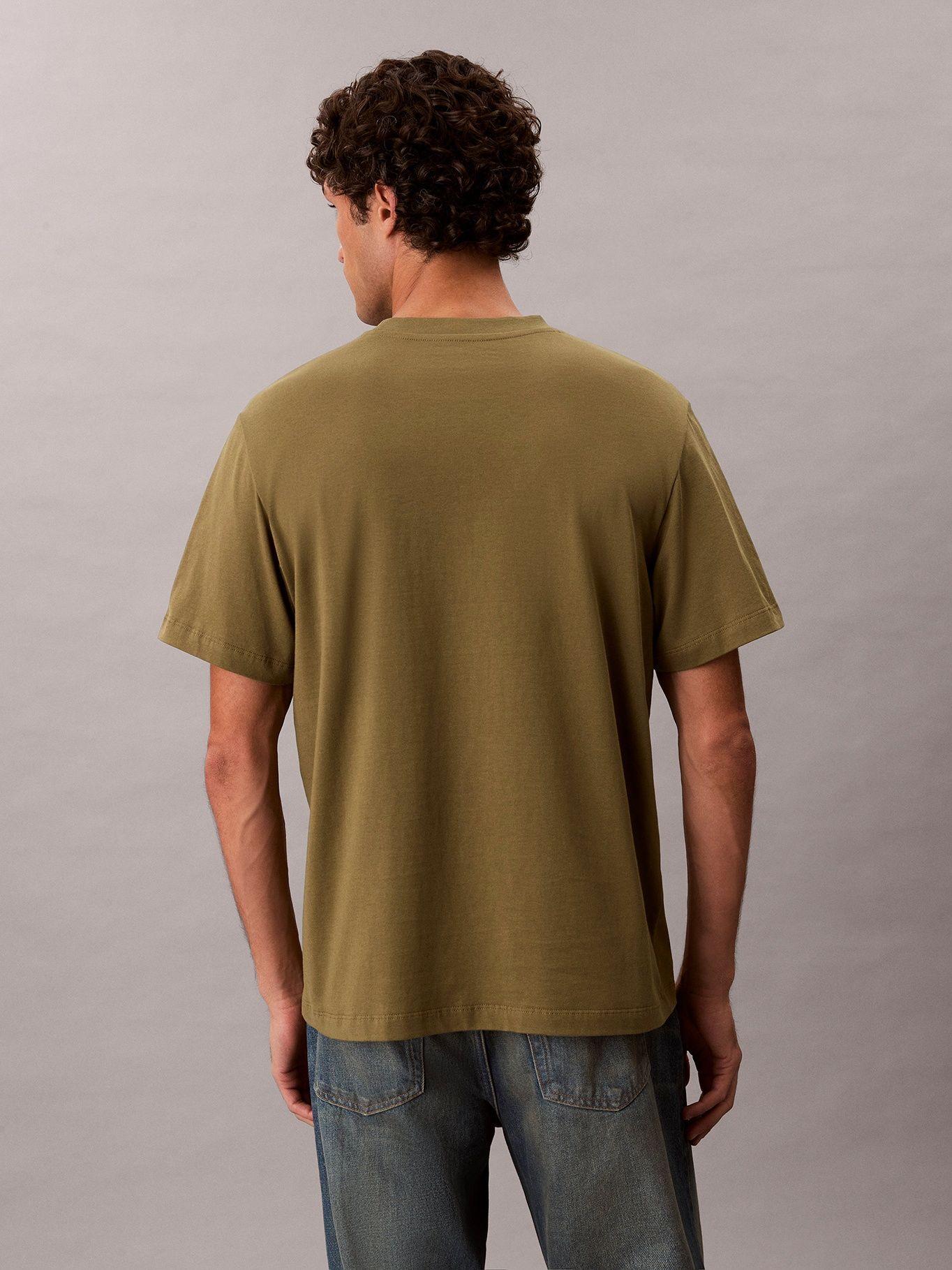 Polera con Logo en Relieve Verde Calvin Klein-2