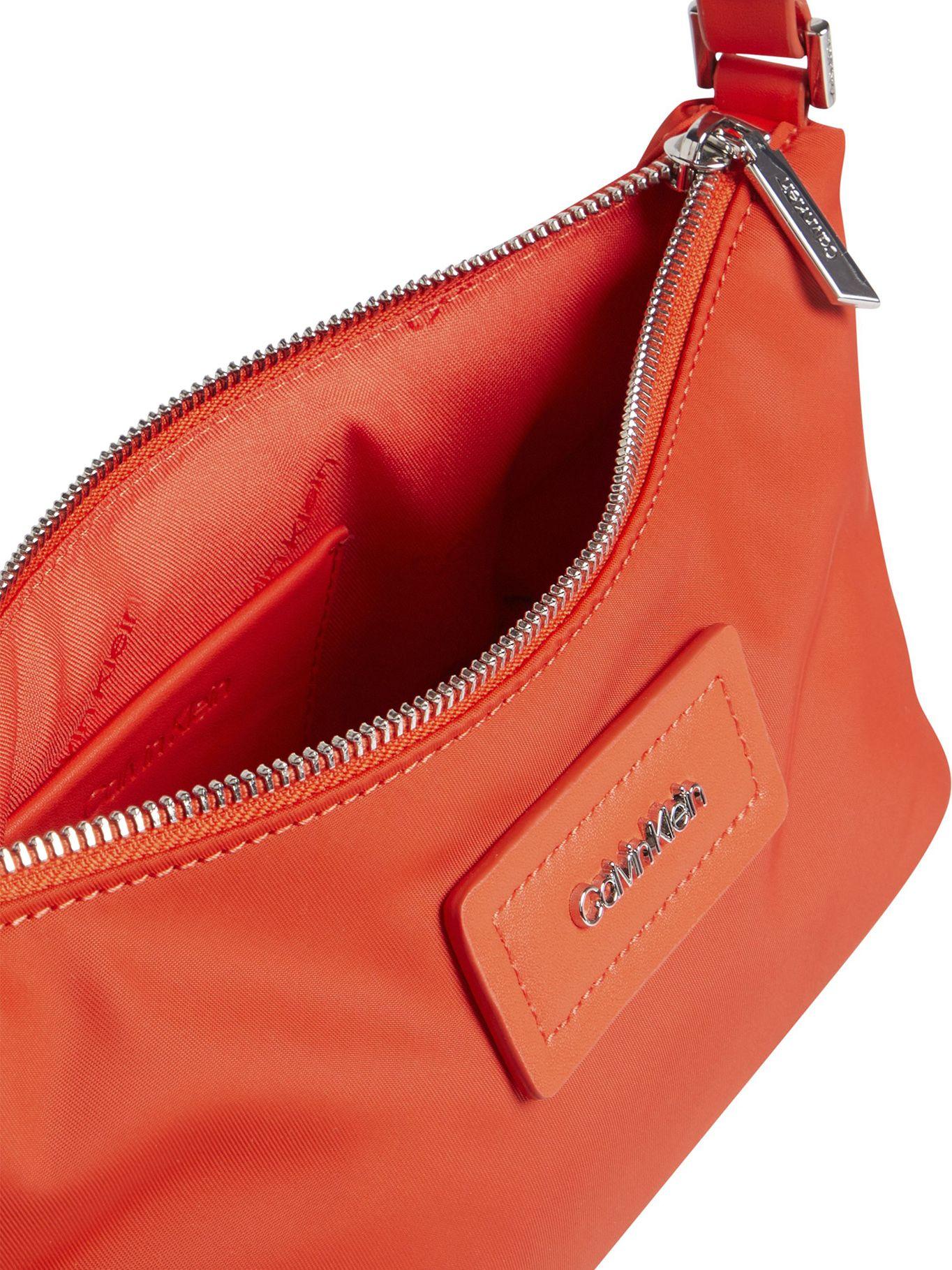 Cartera Ck Must Nylon Naranja Calvin Klein-2