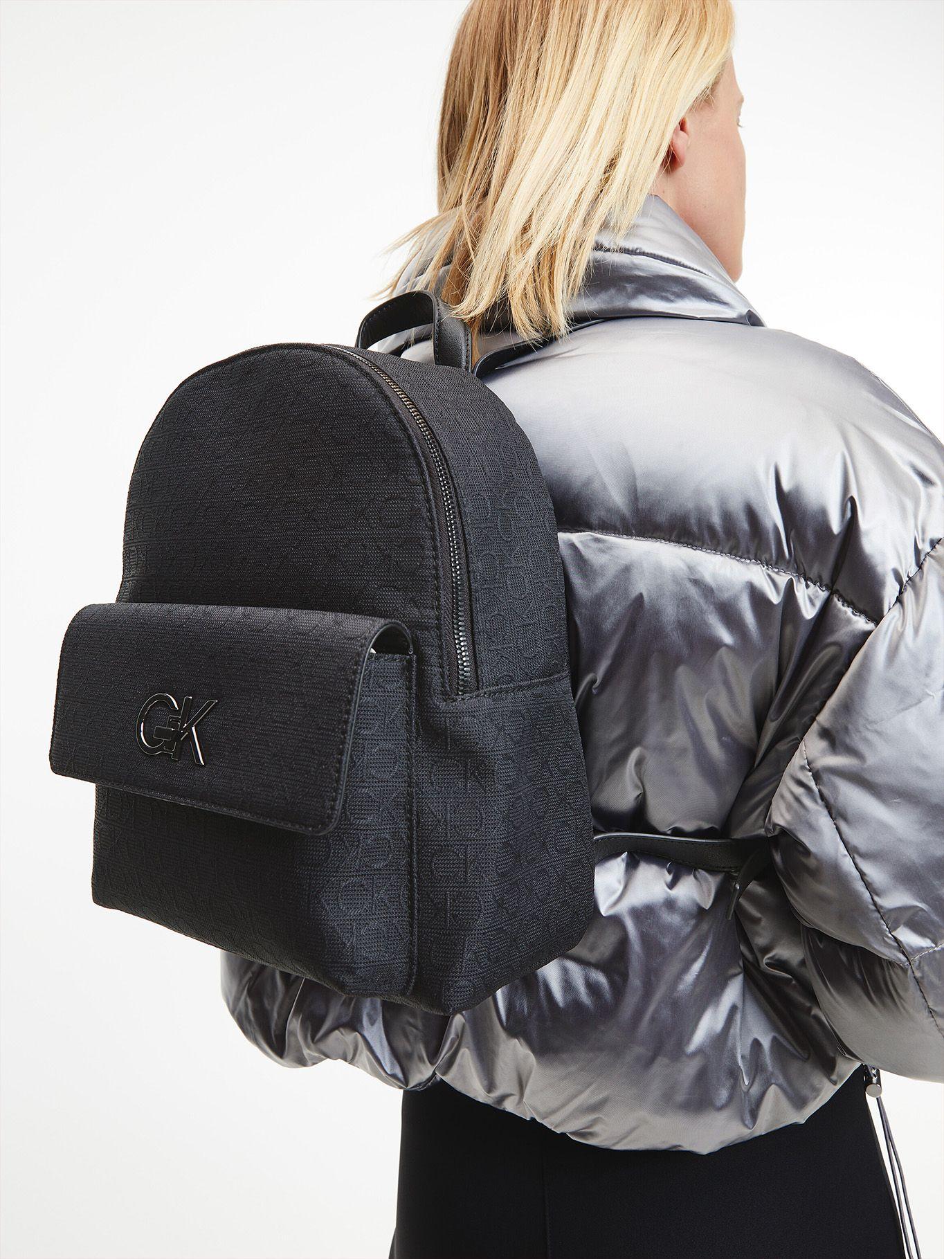 Cartera Re-Lock Backpack With Flap Negro Calvin Klein-3