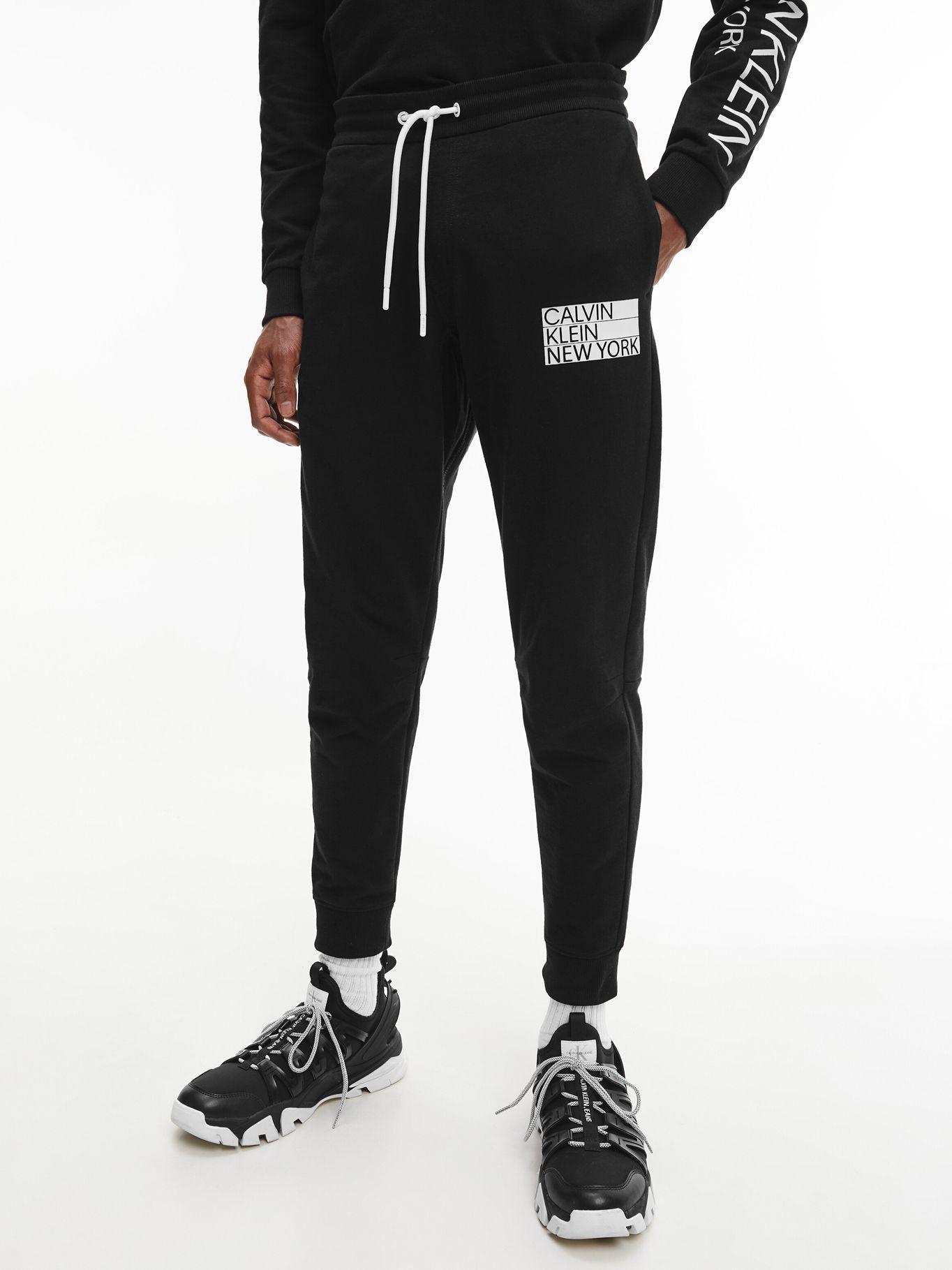 Jogger Light Weight Negro Calvin Klein Hombre-3