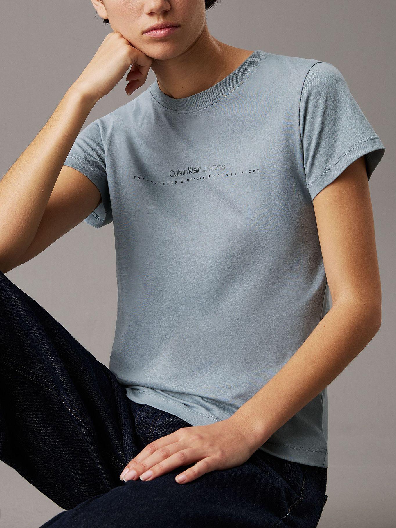 Polera slim con logo Gris Calvin Klein-3