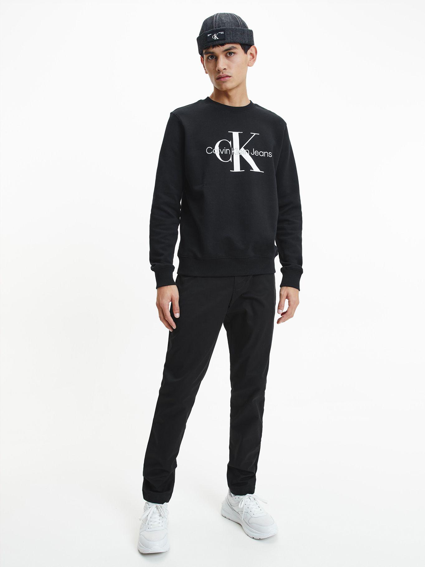 Polerón Core Monogram Negro BEH Calvin Klein-1