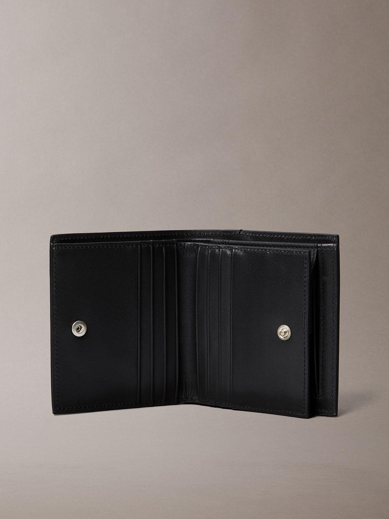 Billetera Plegado Triple Placa Logo Negro Calvin Klein-3