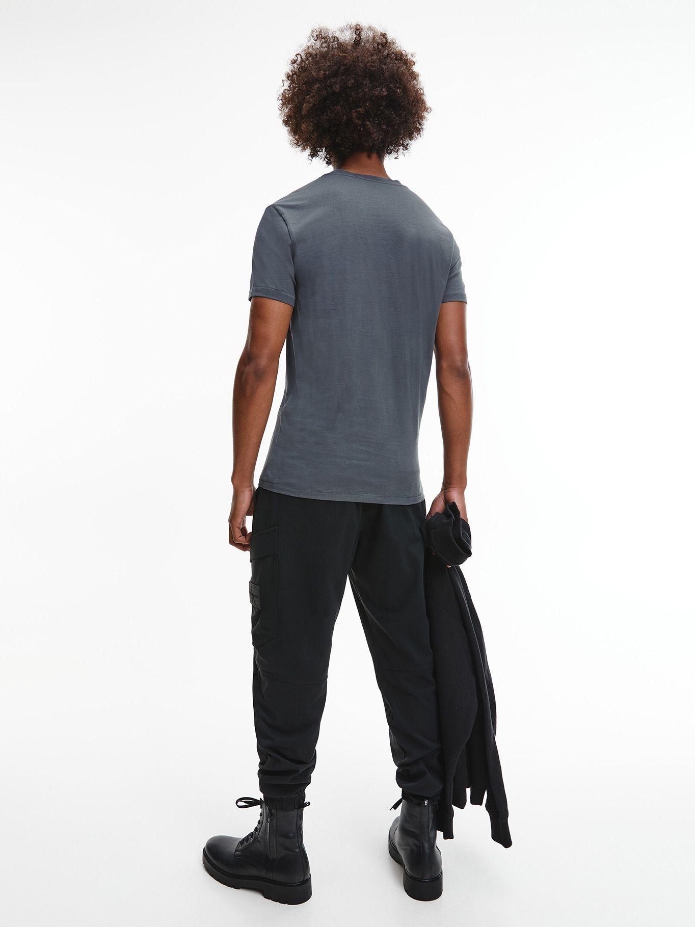 Polera Seasonal Monogram Gris Calvin Klein-2