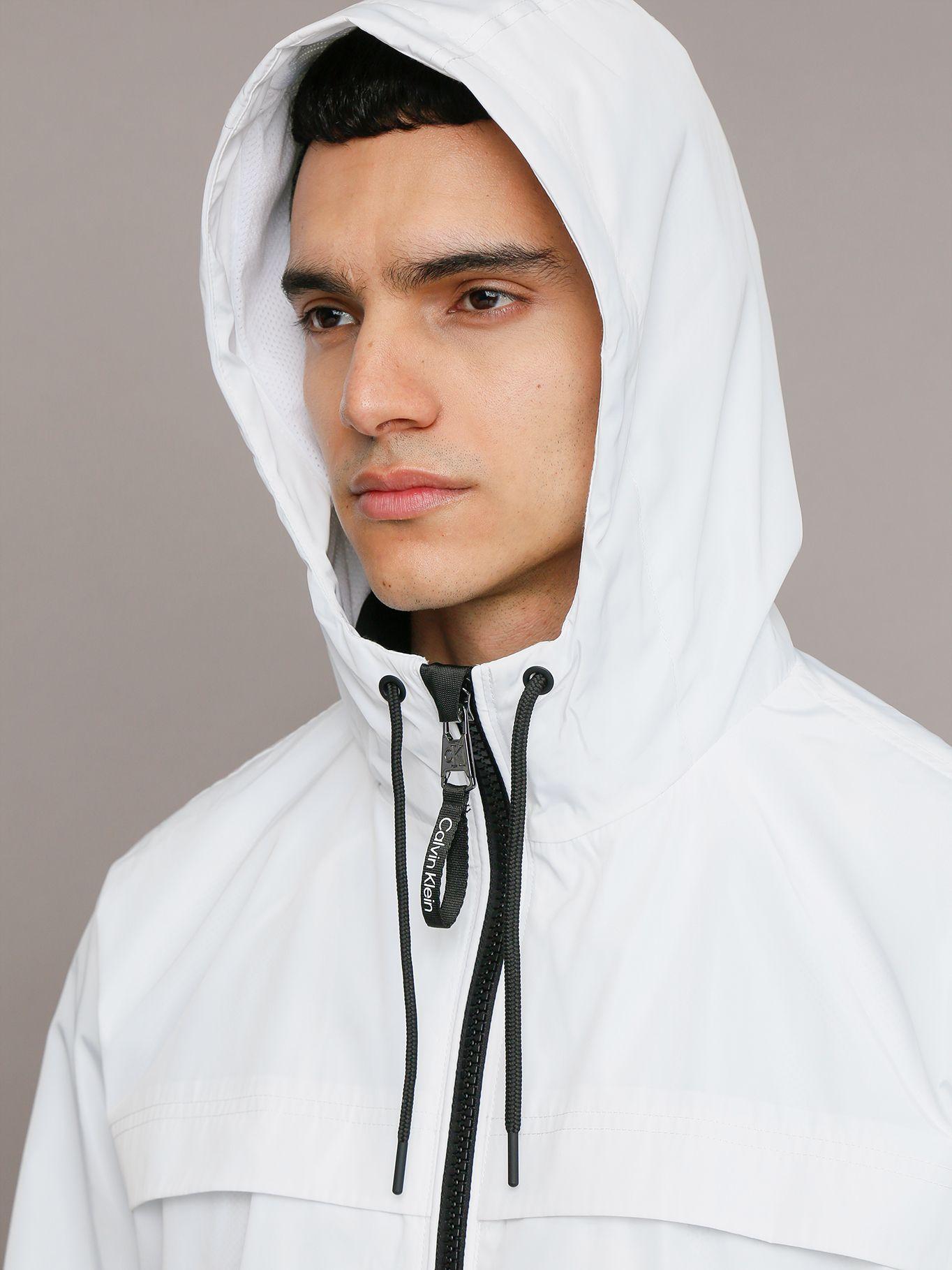 Chaqueta Ligera con Gorro Blanco Calvin Klein-4