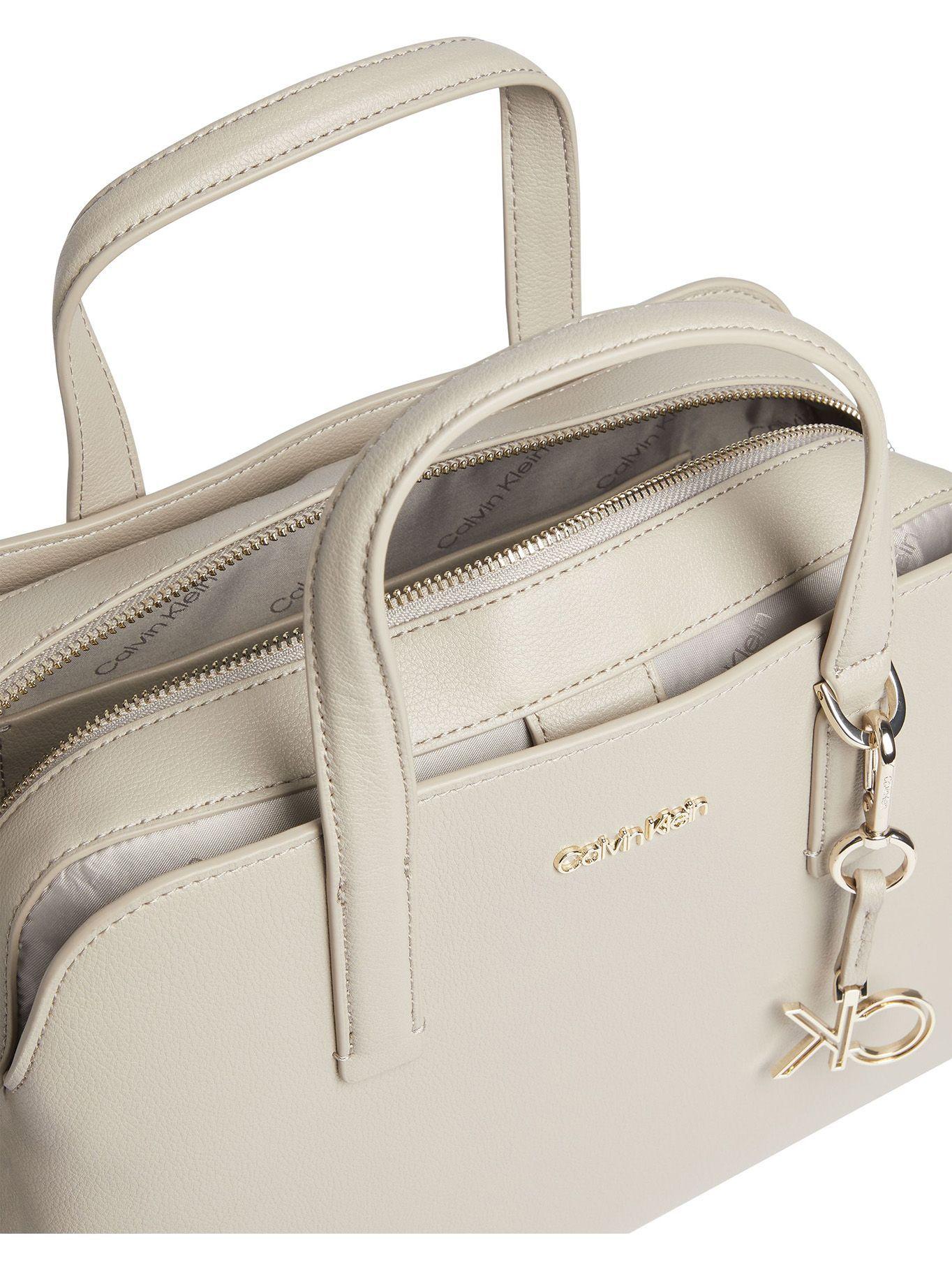 Cartera Satchel Ck Must Crema Calvin Klein-2