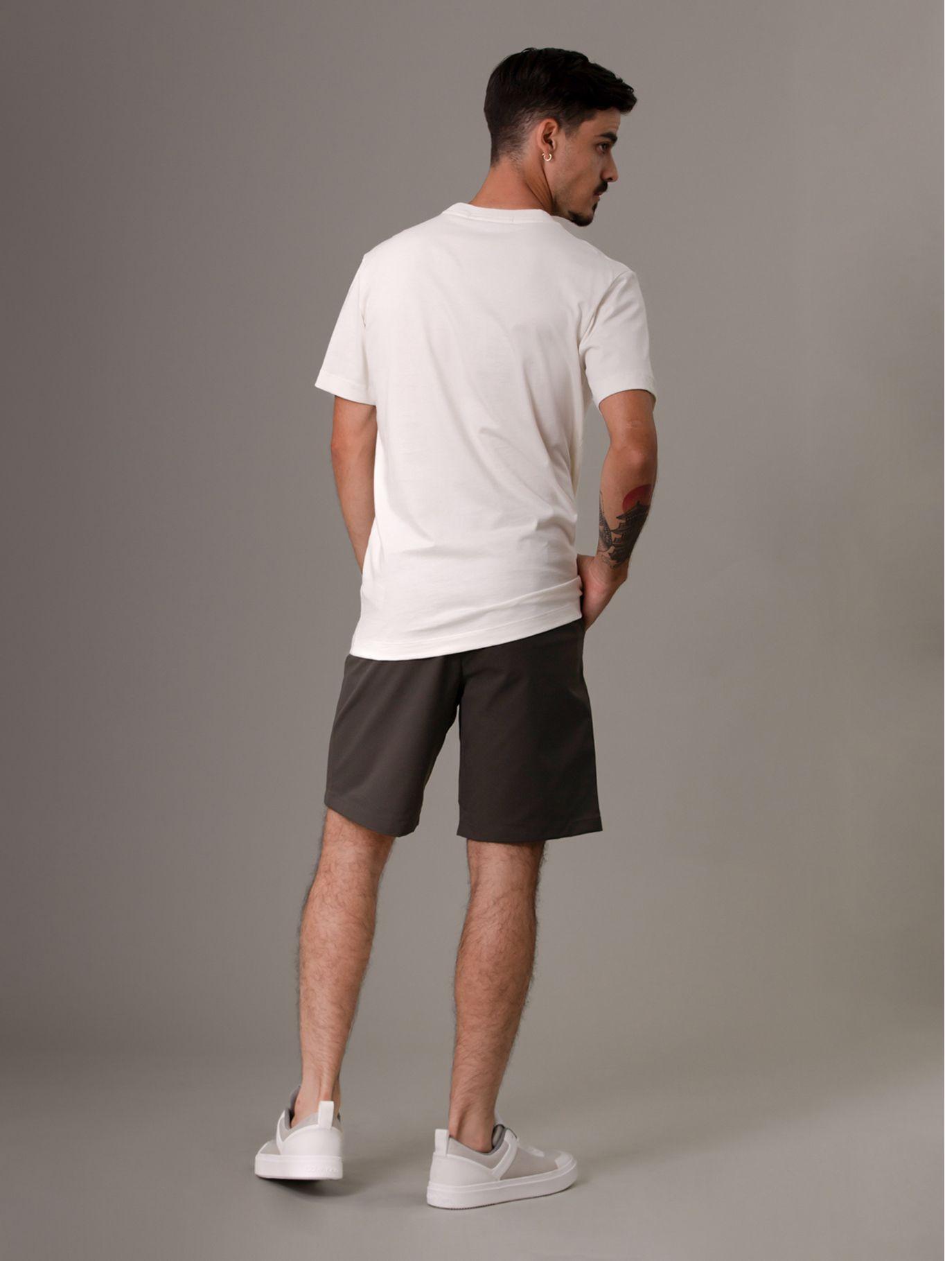 Polera Monologo Applique Blanco Calvin Klein-2