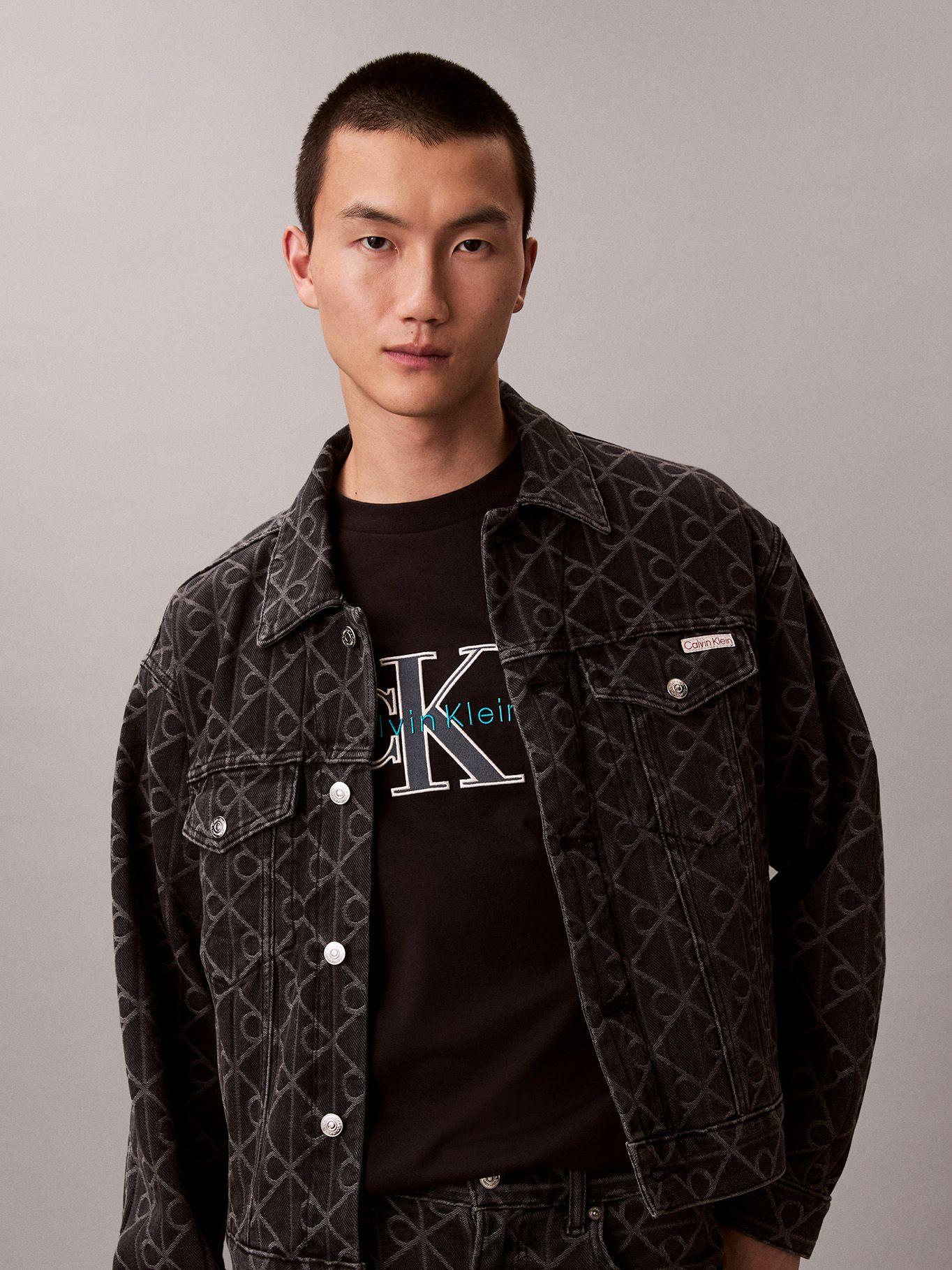 Polera con Gráfico de Monologo Negro Calvin Klein-3