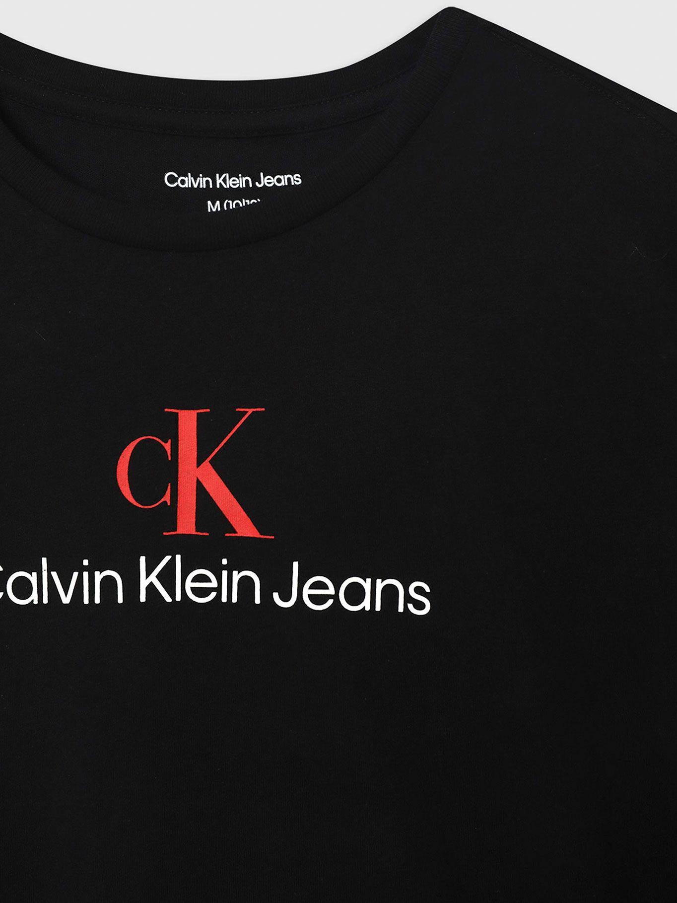 Polera Niño Centered Negro Calvin Klein-2