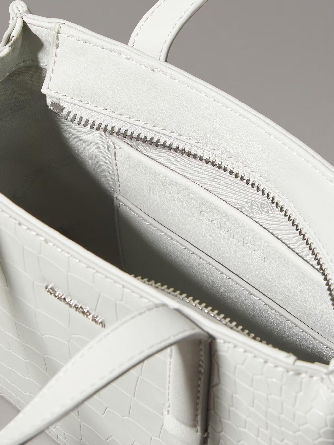 Cartera Mini Tote Croco Blanco Calvin Klein-2