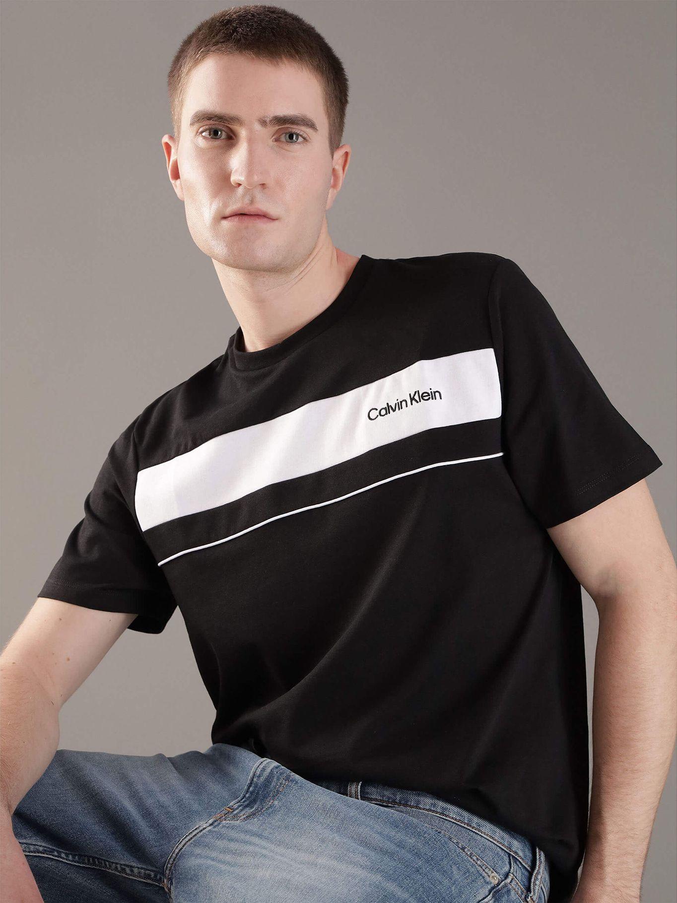 Polera Standard Logo Negro Calvin Klein-3