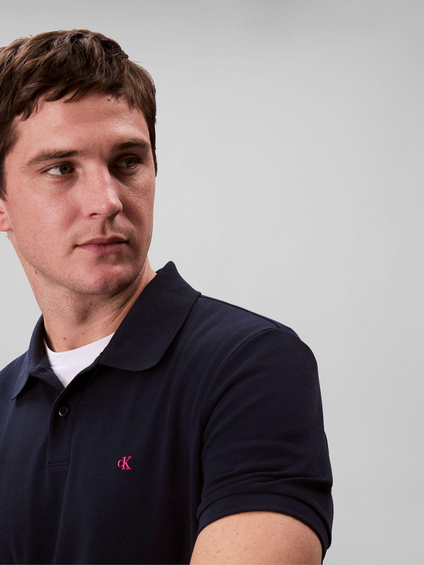 Polo con Monograma Azul Calvin Klein-4