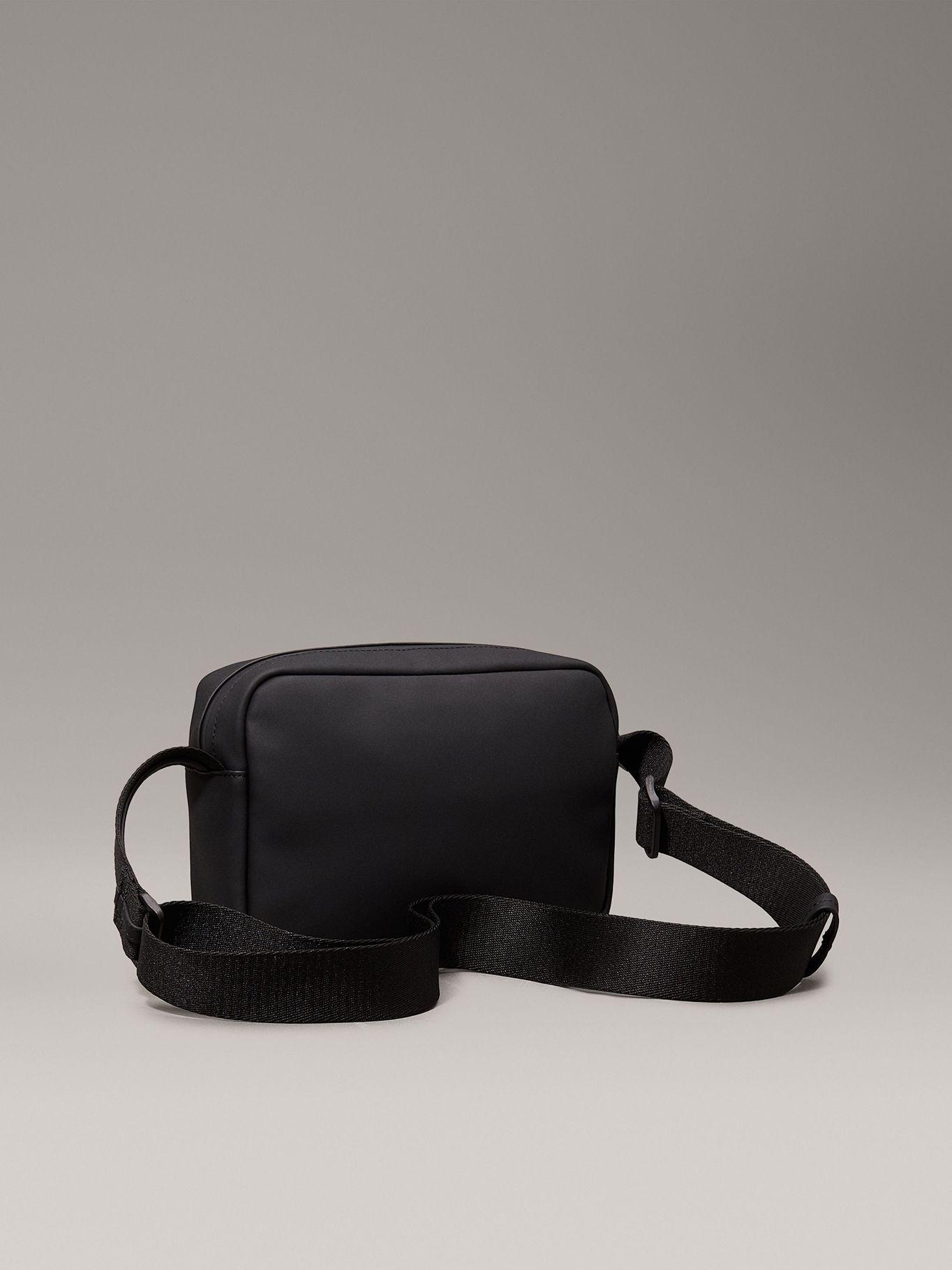 Bolso Cruzado Ck Essential Negro Calvin Klein-2