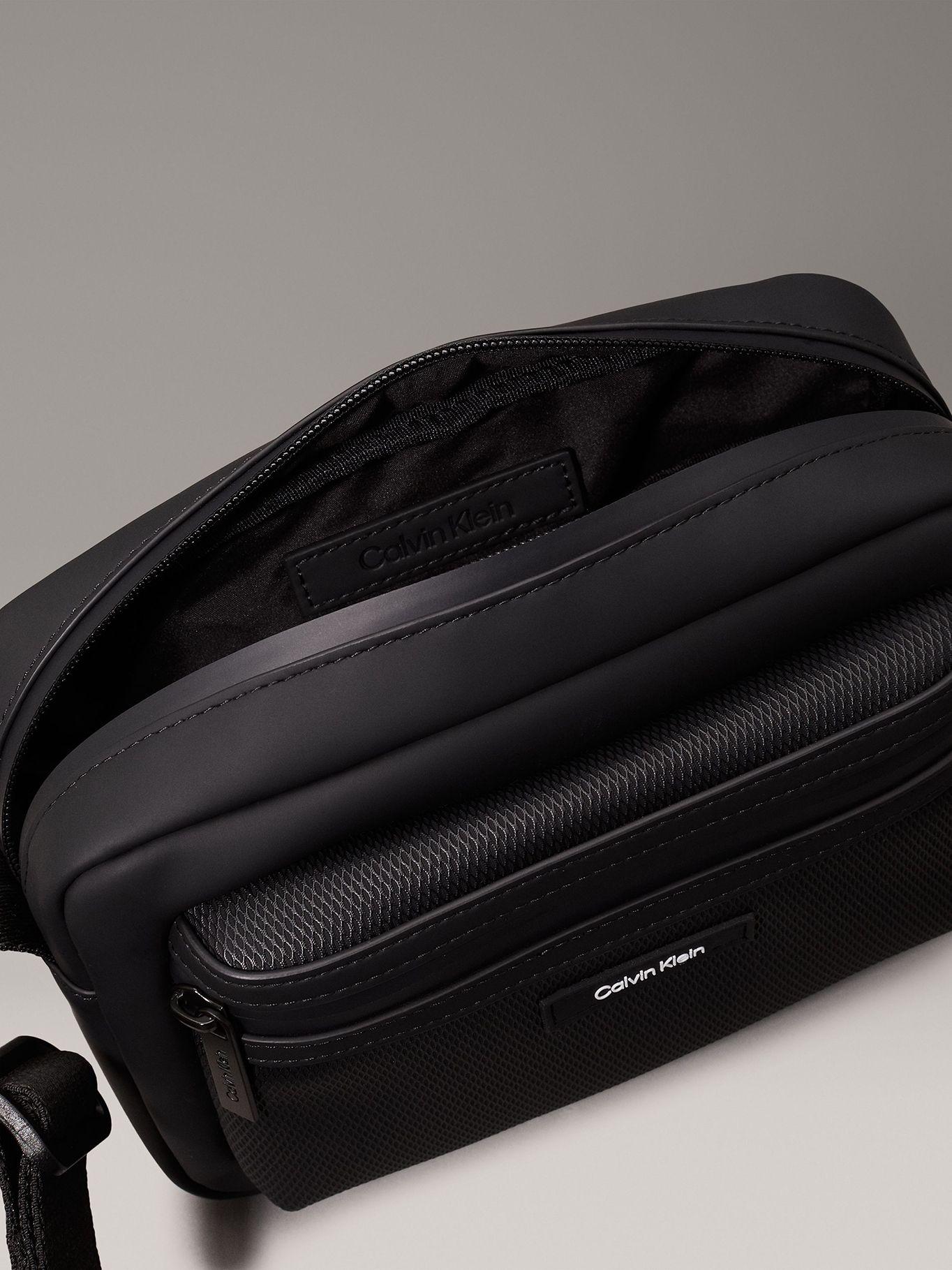 Bolso Cruzado Ck Essential Negro Calvin Klein-3
