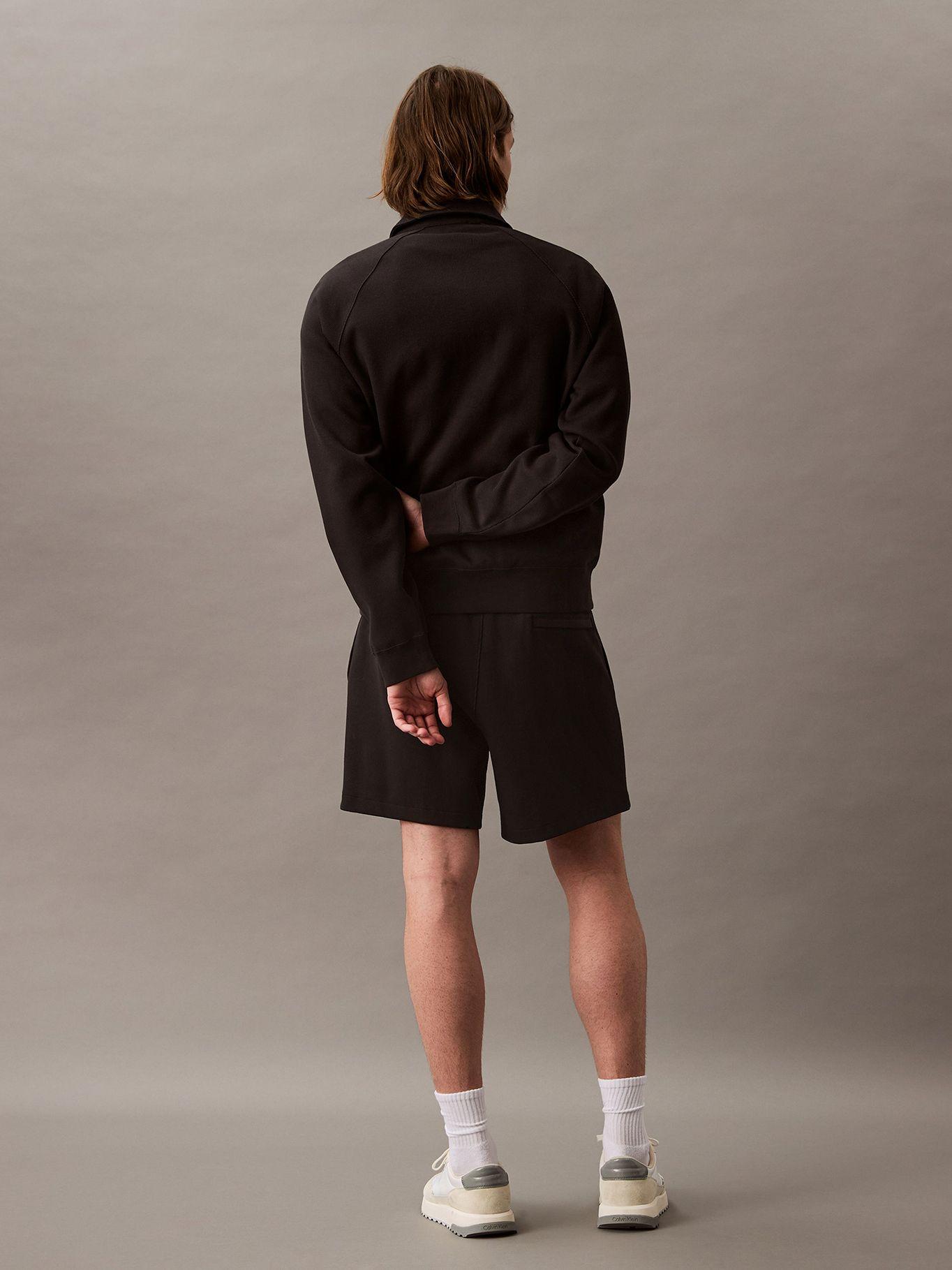 Short Canalé con Monograma Bordado Negro Calvin Klein-2