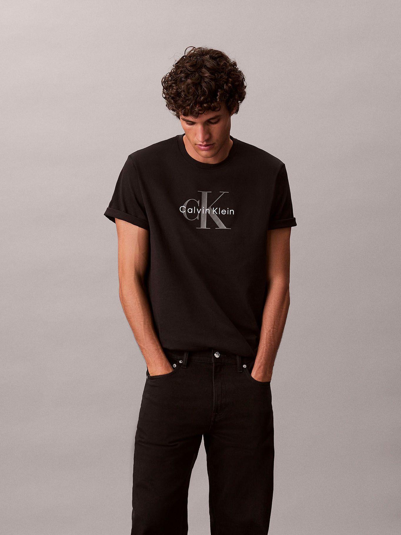 Polera Hero Monologo Negro Calvin Klein-4