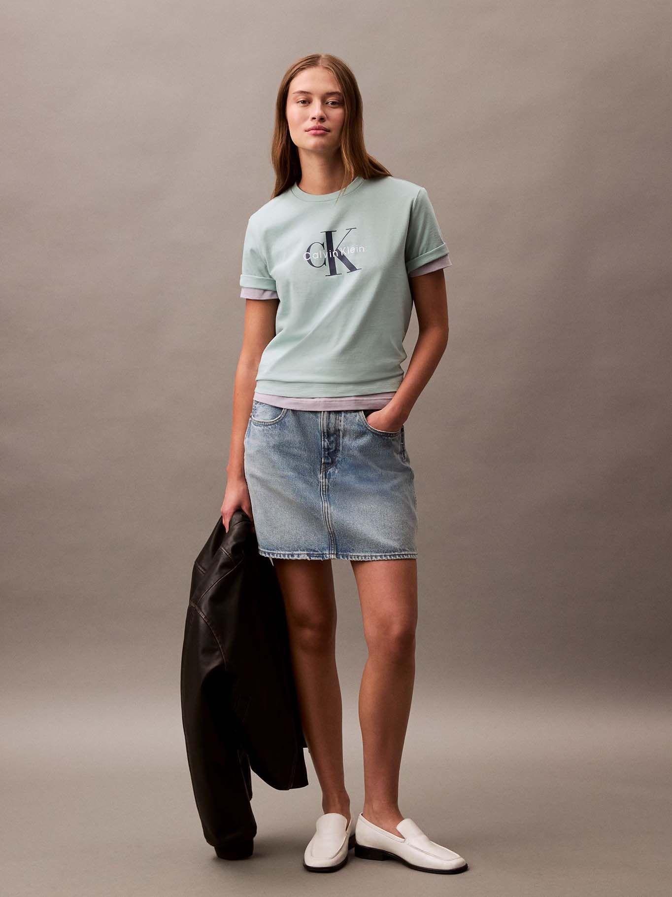 Polera Classic Monogram Hero Celeste Calvin Klein-1