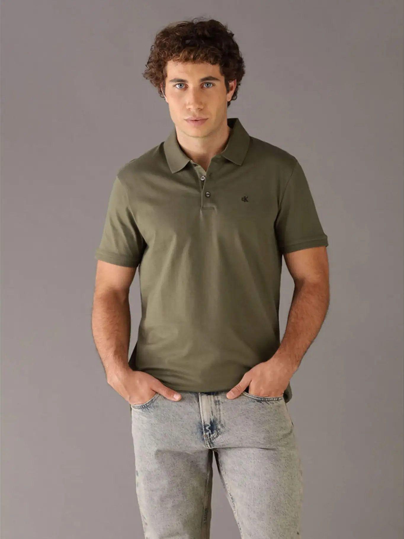 Polo Clásico con Monograma Bordado Verde Calvin Klein-0