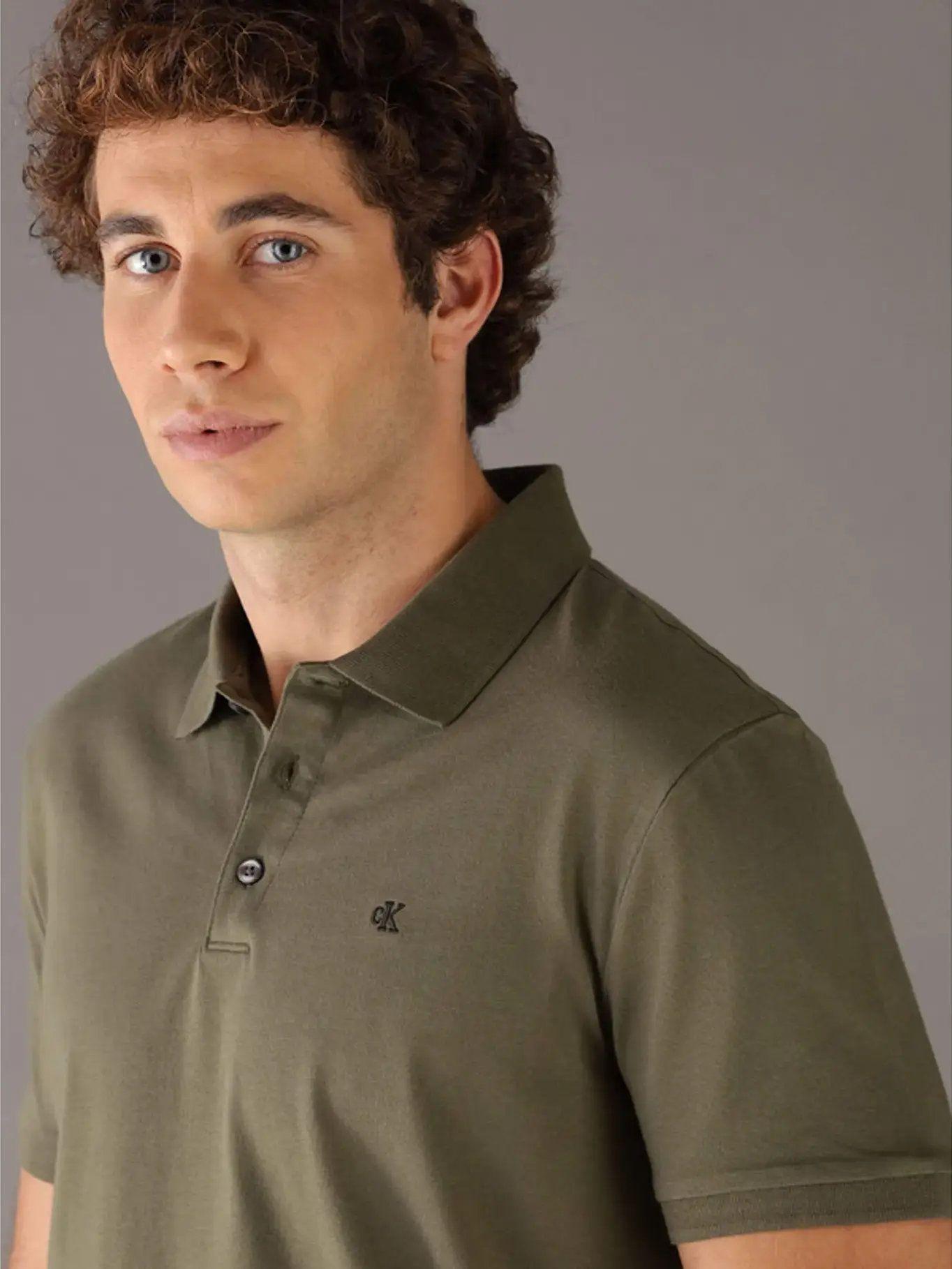 Polo Clásico con Monograma Bordado Verde Calvin Klein-3