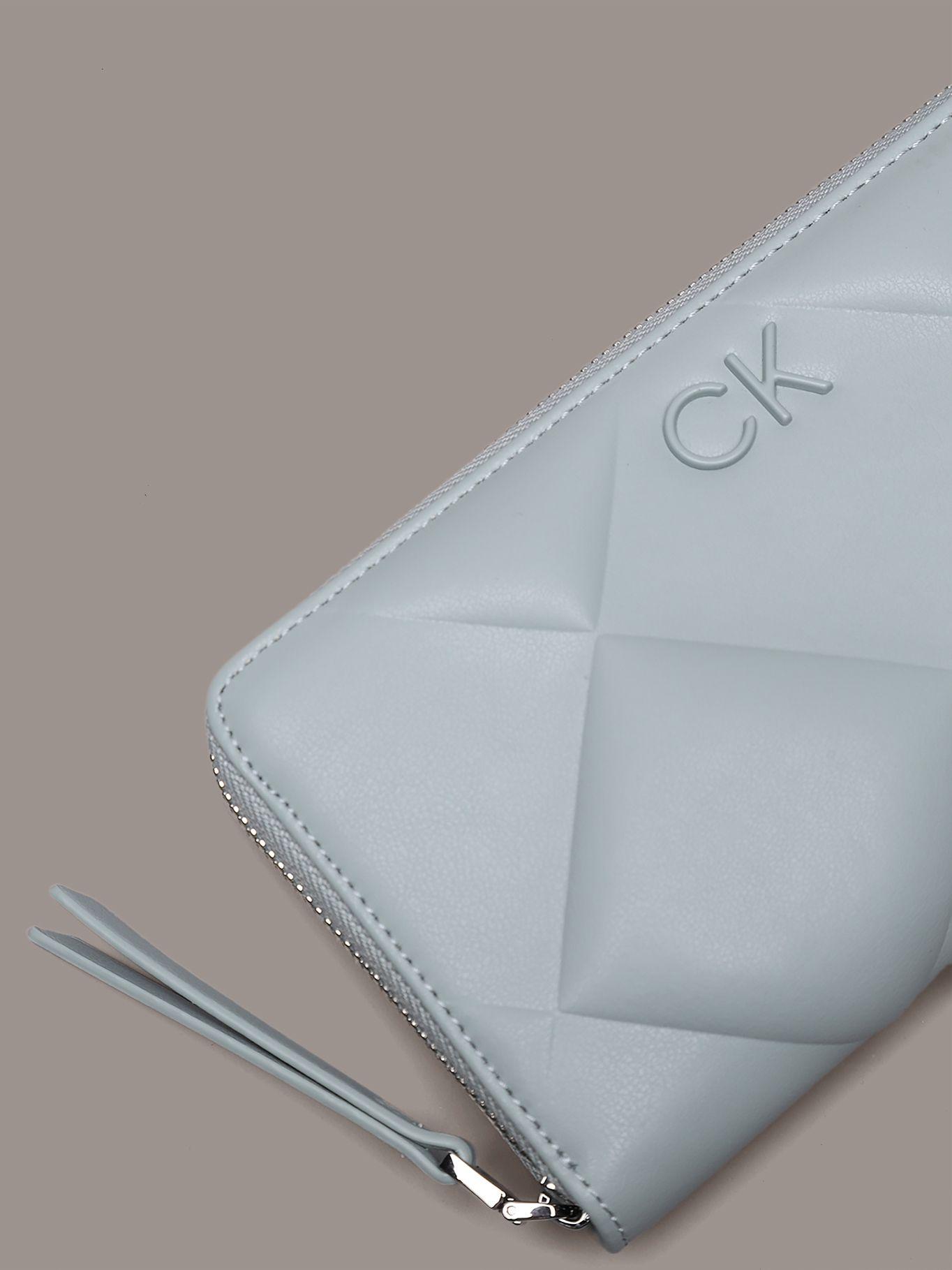 Billetera Quilt Azul Calvin Klein-2