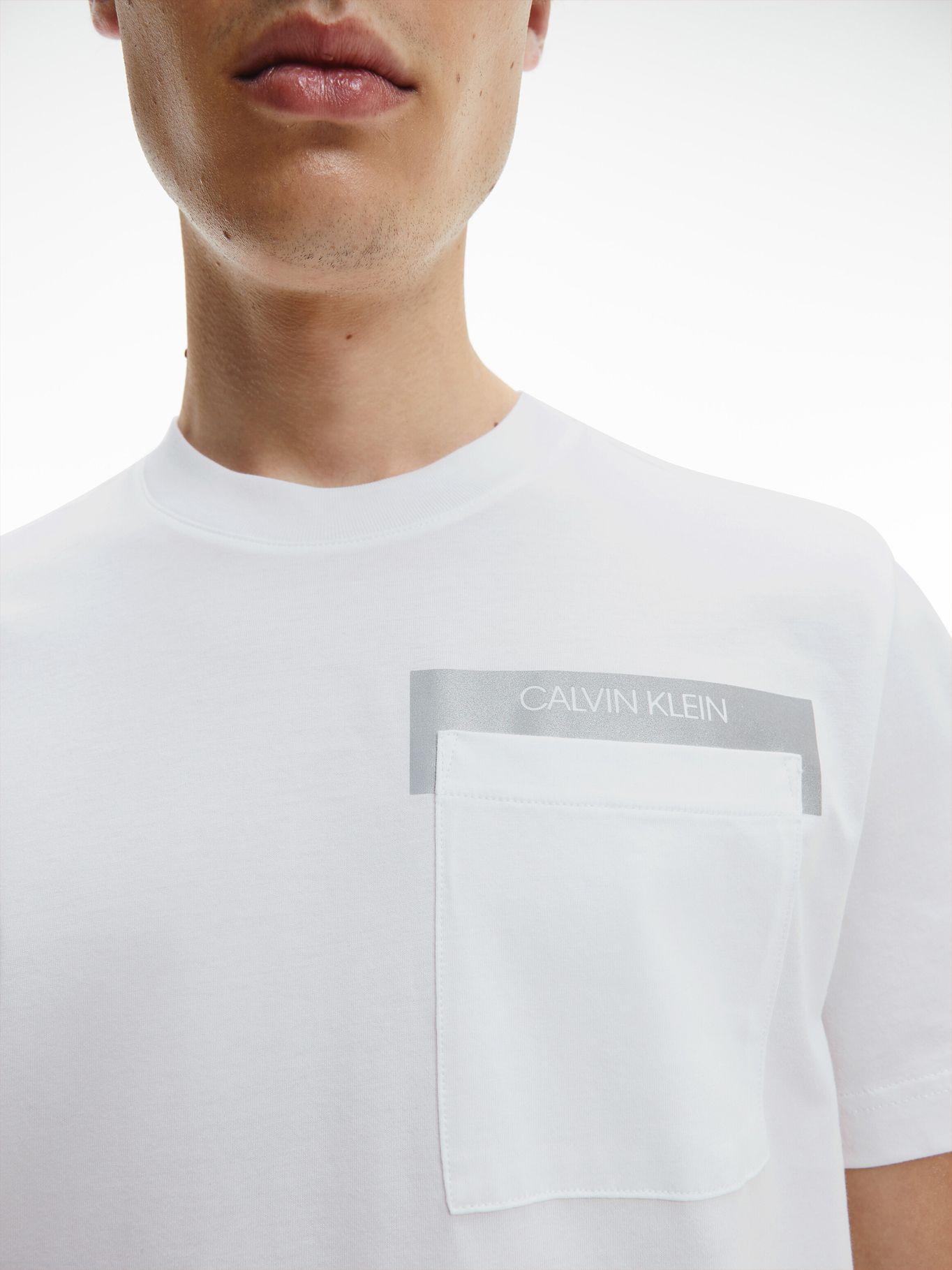 Polera Reflective Blanco Calvin Klein Hombre-2