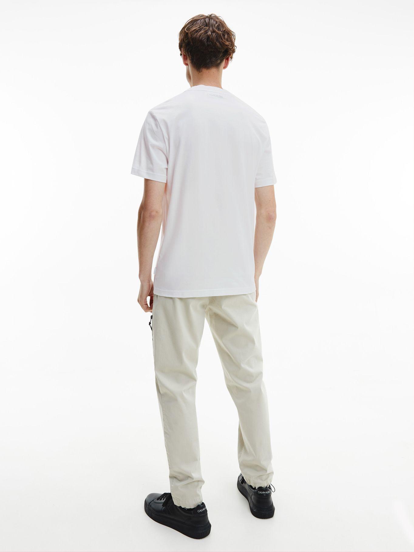 Polera Reflective Blanco Calvin Klein Hombre-1
