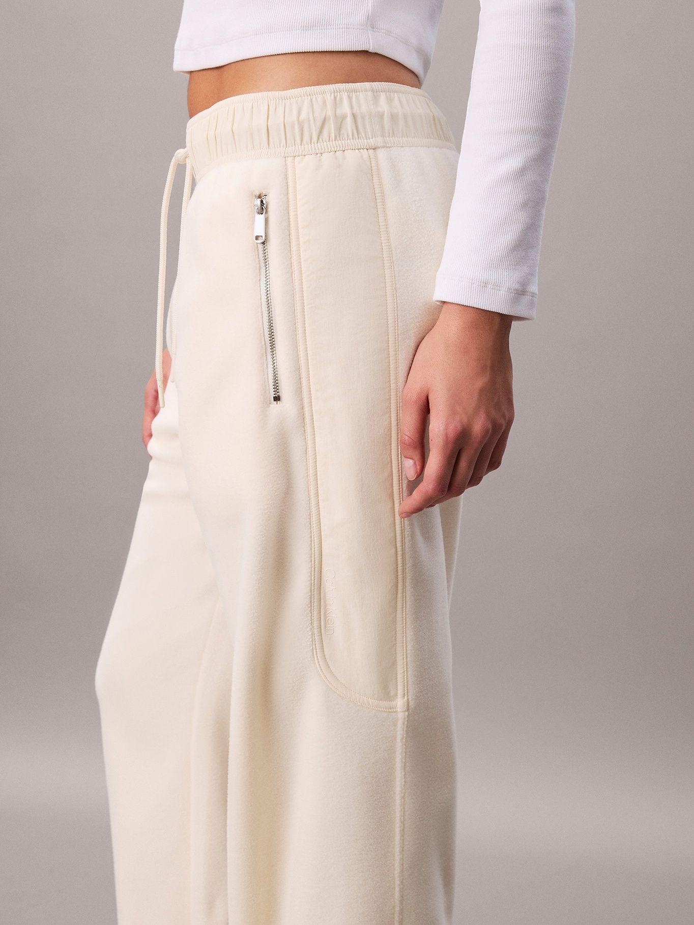 Jogger de Tejido Polar Combinado Beige Calvin Klein-2