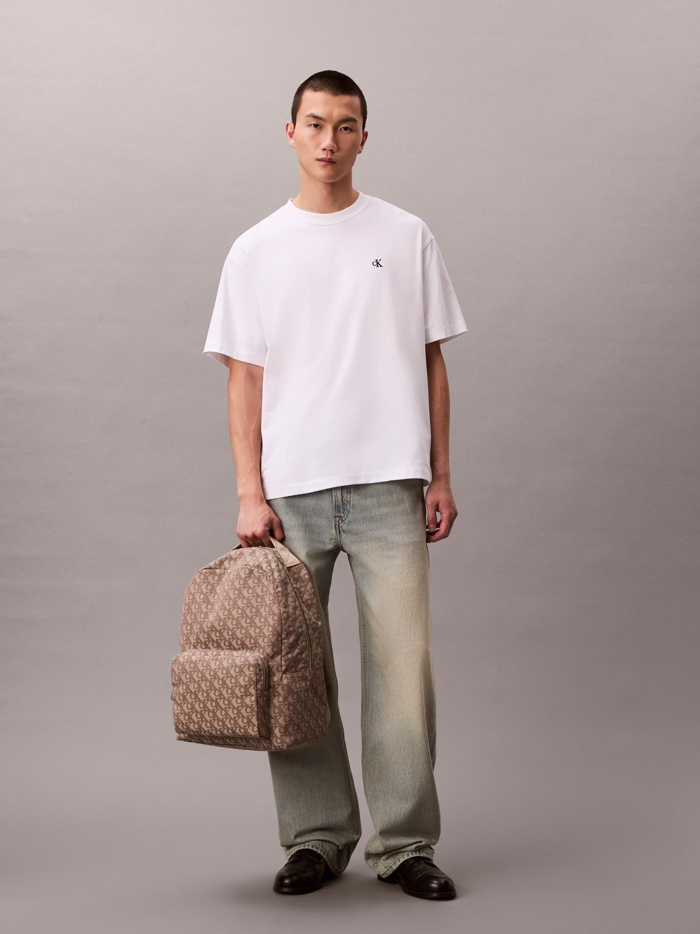 Mochila Redonda Jacquard Beige Calvin Klein-3