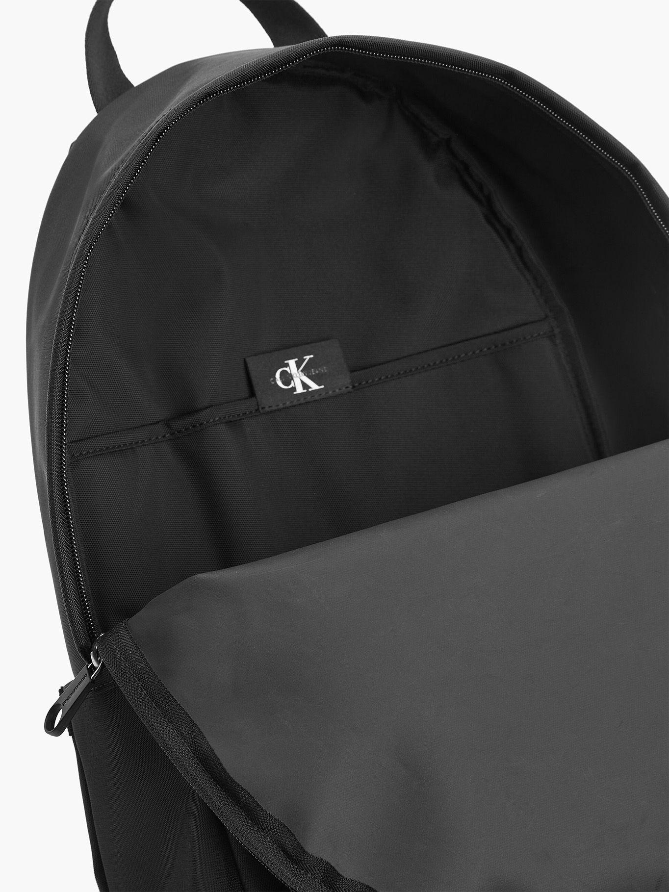 Mochila Essential Campus Negro Calvin Klein-2