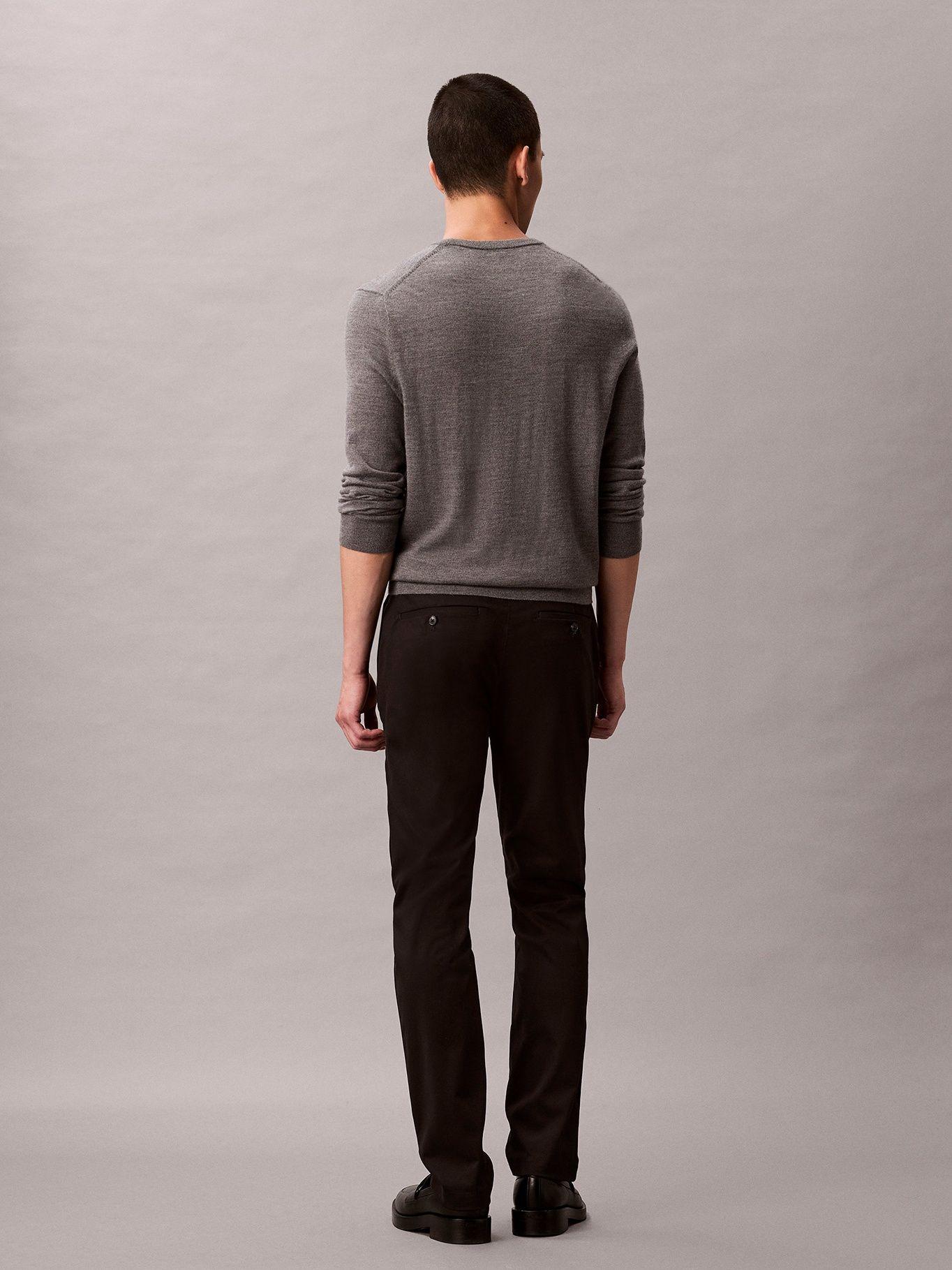 Pantalón Chino Slim de Satén Negro Calvin Klein-2