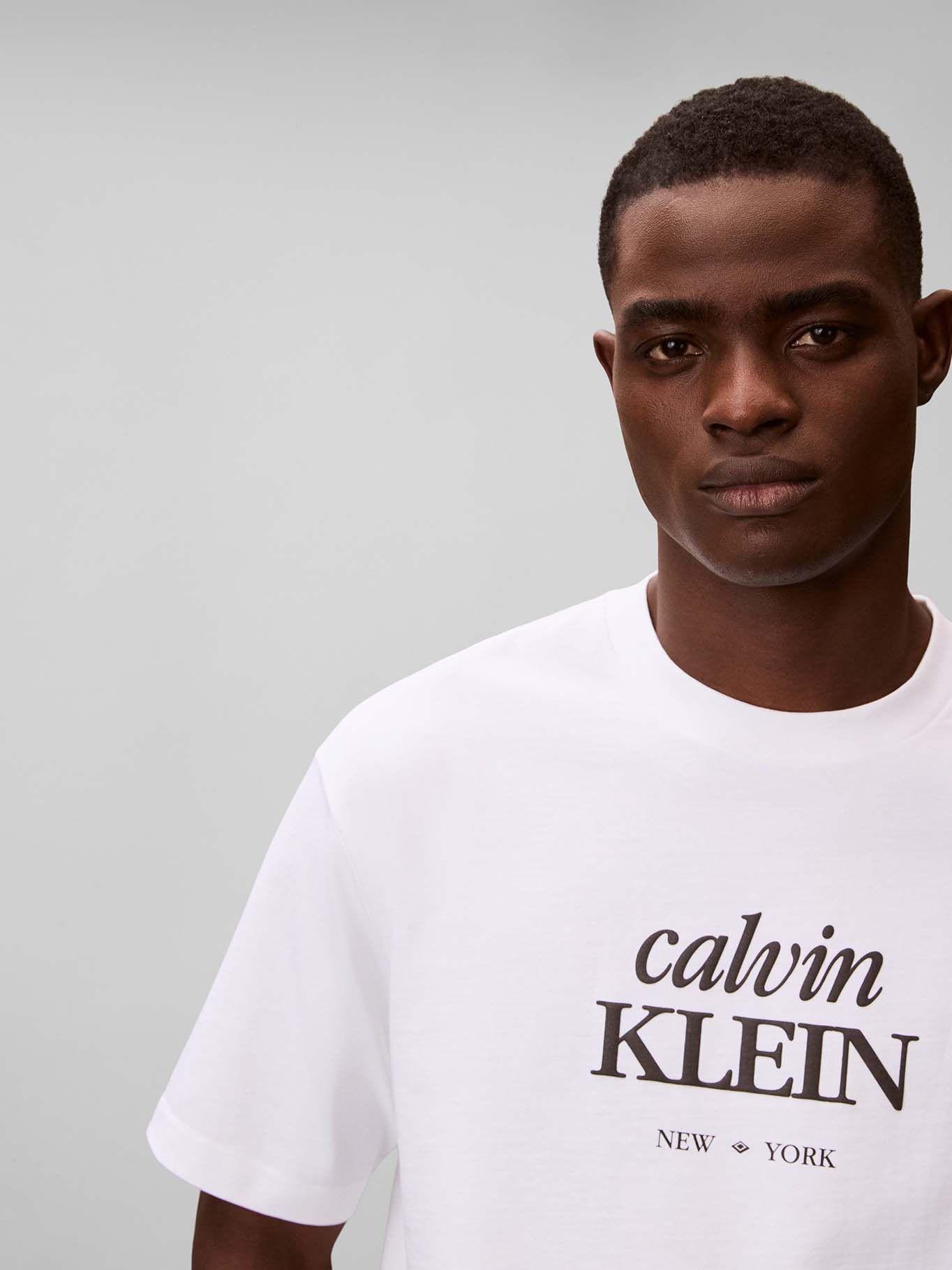 Polera con Logo Estampado Blanco Calvin Klein-4