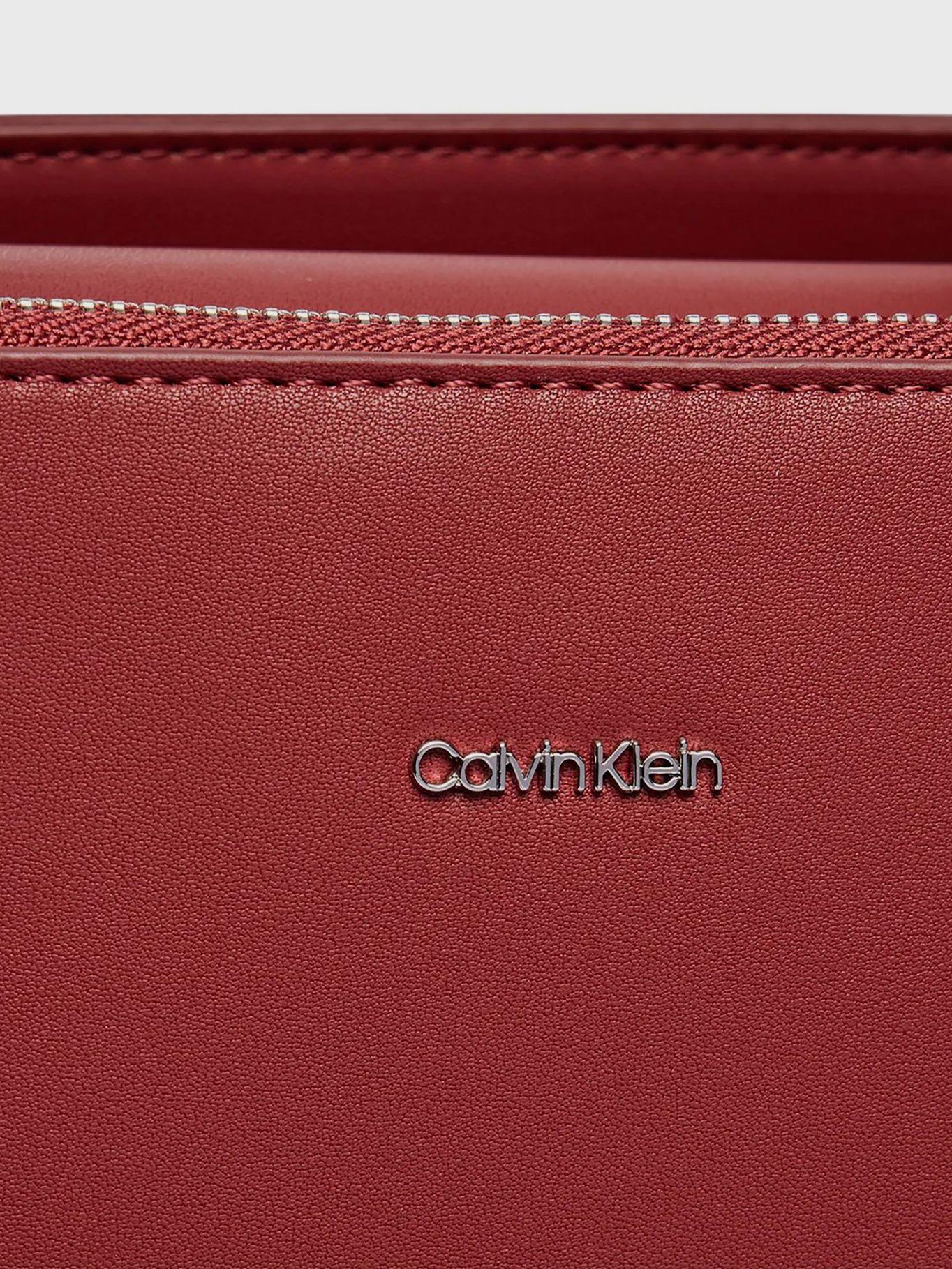 Cartera Tote Ck Must Rojo Calvin Klein-3